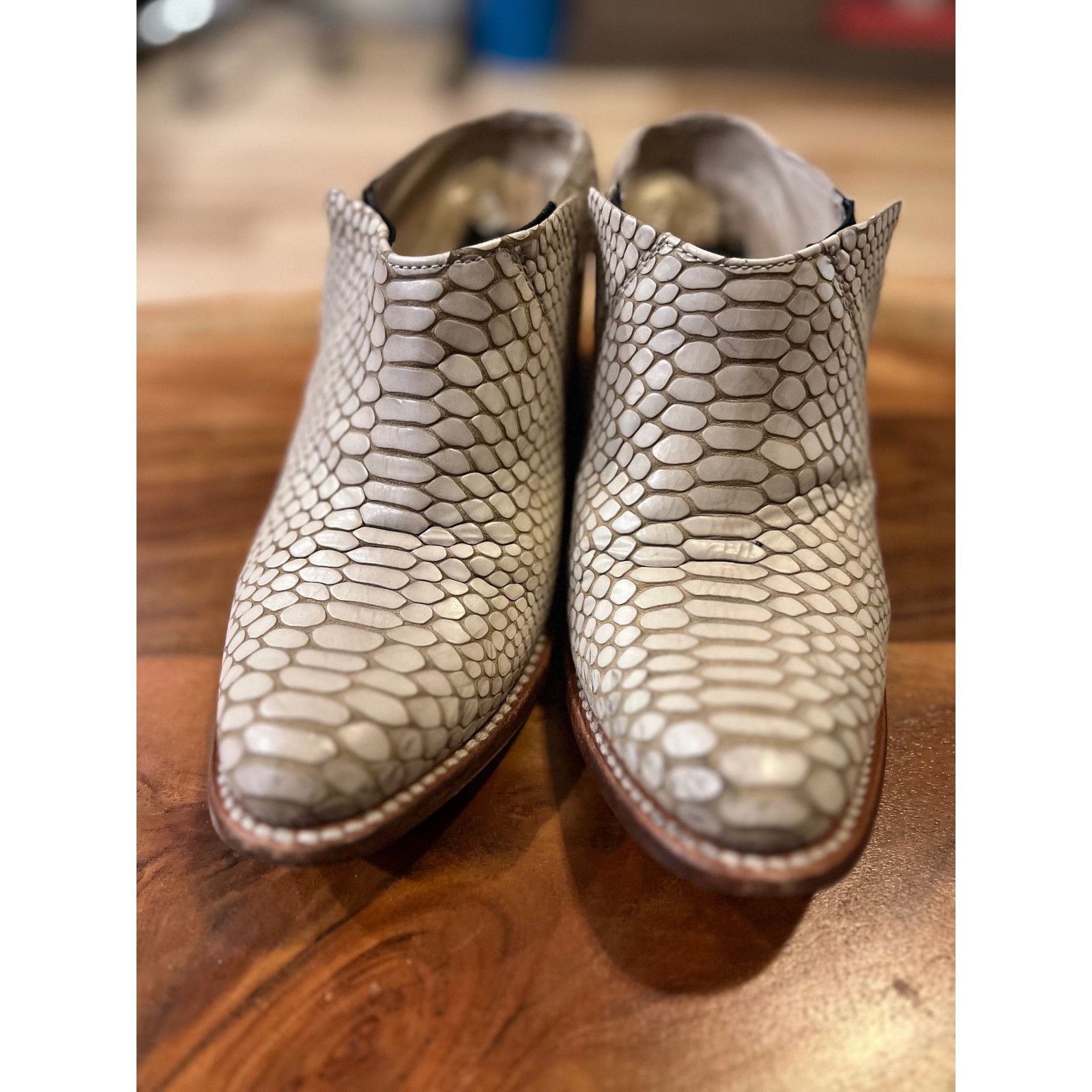 FREEBIRD Freebird Shae Cream Snake Print Leather Ankle Booties Heeled Size US 8 / IT 38 - 3 Thumbnail