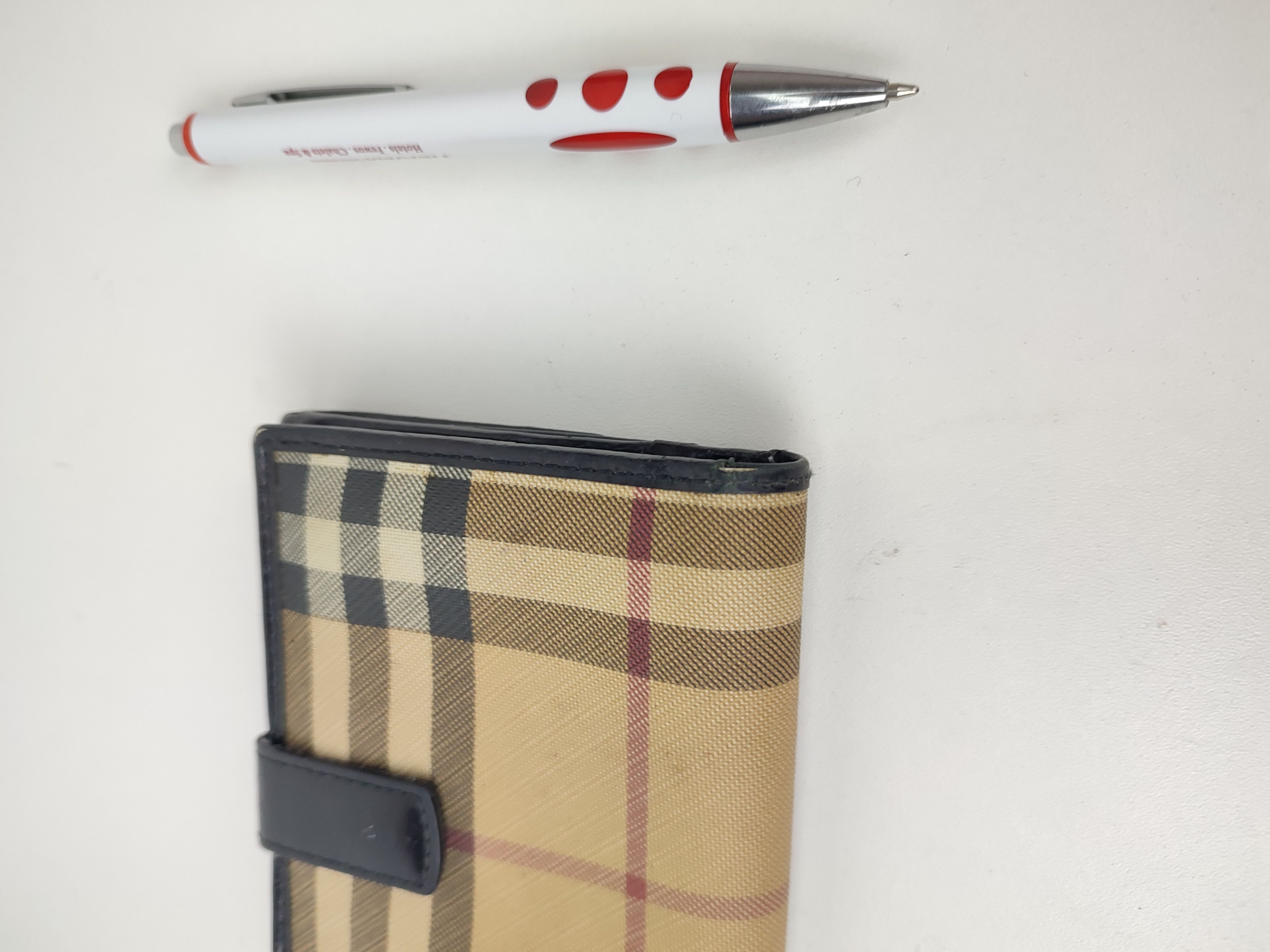 Burberry Burberry Wallet size 14x10x2 cm good condition Size ONE SIZE - 4 Thumbnail