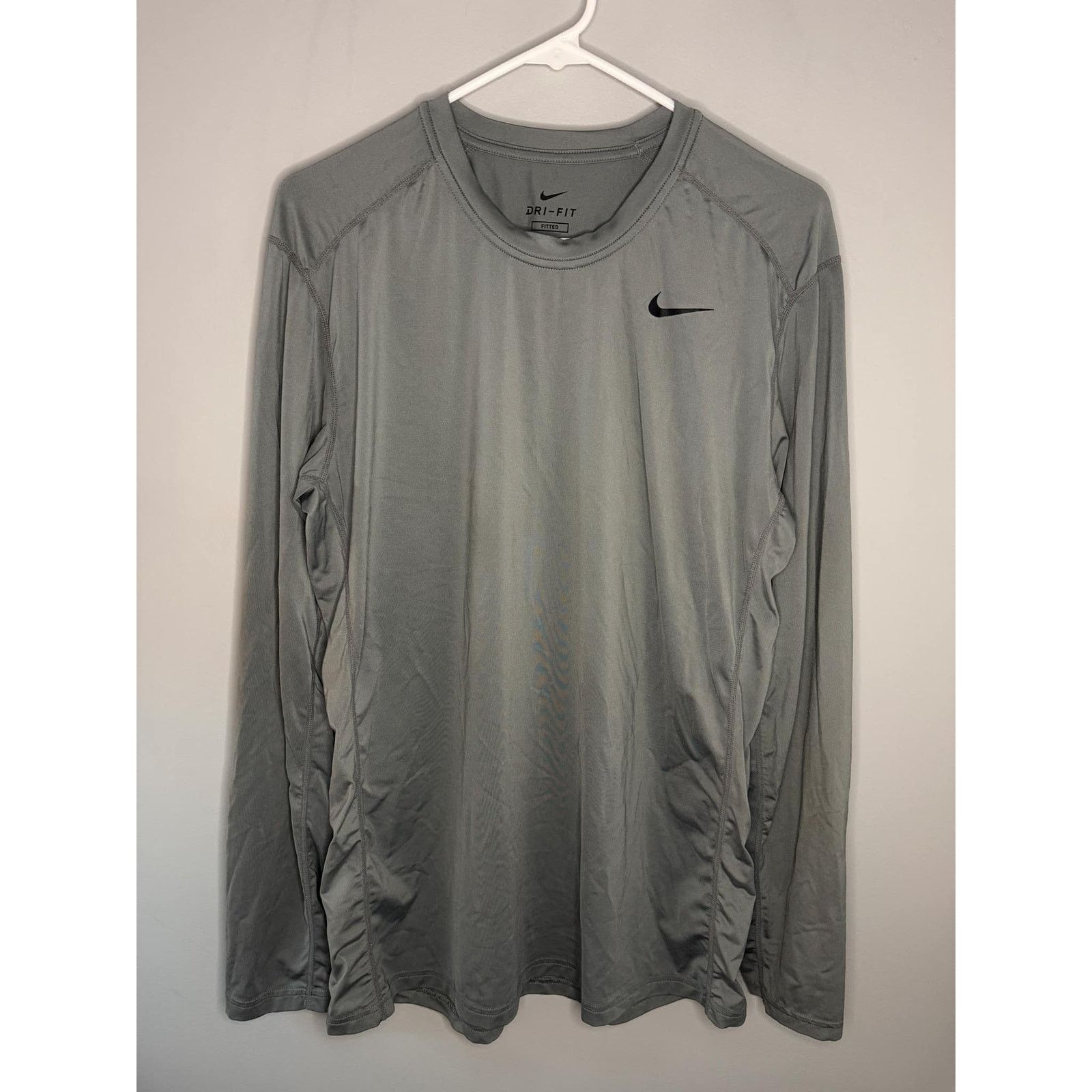 Nike Carraig Donn One Button Agryle Cable-Knit Sweater Women's Size US L / EU 52-54 / 3 - 1 Thumbnail