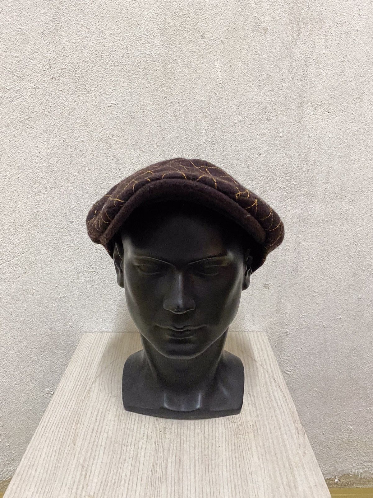 Japanese Brand Japanese Brand Old Gold Beret Hat Size ONE SIZE - 2 Thumbnail