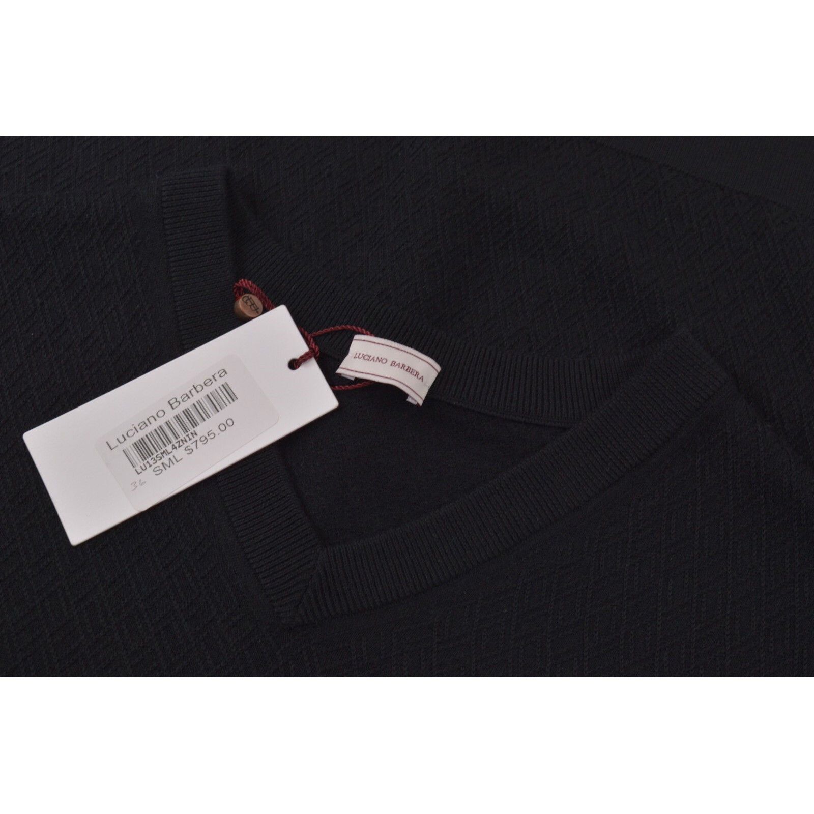 Luciano Barbera Luciano Barbera Sweater Size US S in Black Size US S / EU 44-46 / 1 - 1 Thumbnail