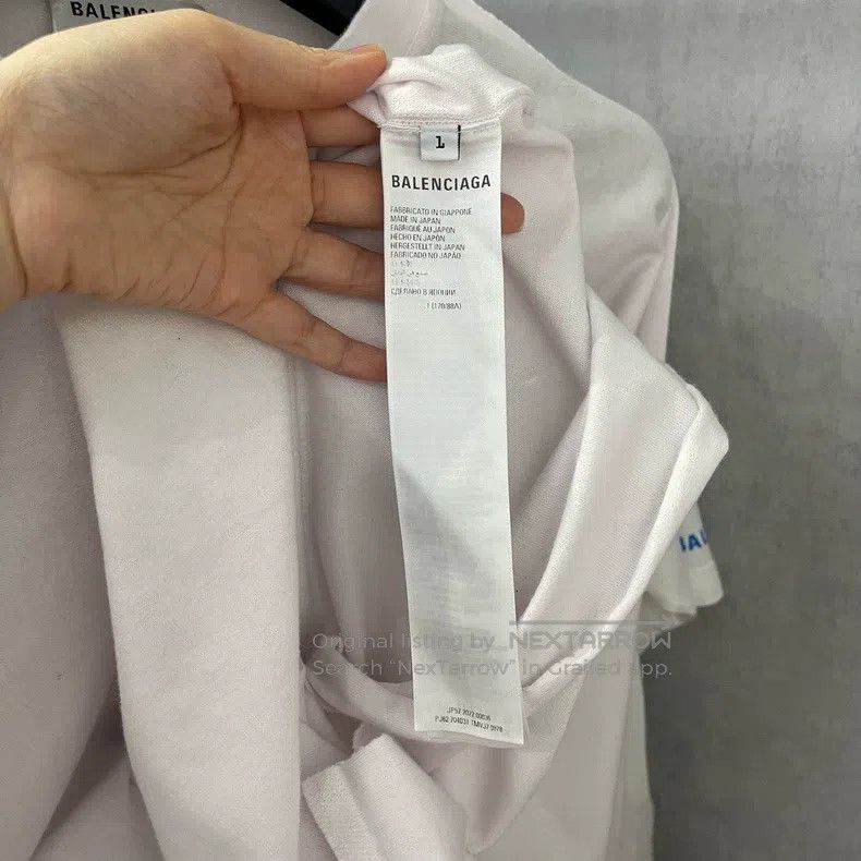 Balenciaga Balenciaga Logo All-over Long Sleeve T-Shirt Size US S / EU 44-46 / 1 - 3 Thumbnail