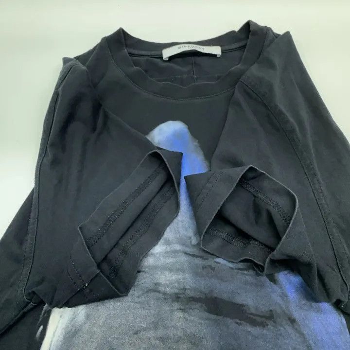 Givenchy Givenchy Givenchy Shark Print Slim Fit TShirt -2507 Size US S / EU 44-46 / 1 - 7 Thumbnail