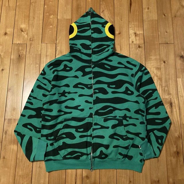 Bape BAPE Green Fish Full Zip Hoodie a bathing ape NIGO Size US L / EU 52-54 / 3 - 2 Thumbnail