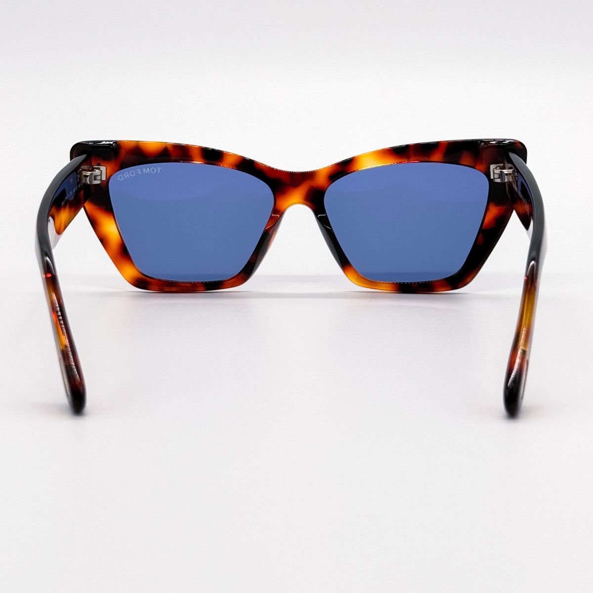 Tom Ford NEW TOM FORD WYATT TF871 55V WOMEN SUNGLASSES FT0871/S Size ONE SIZE - 7 Thumbnail