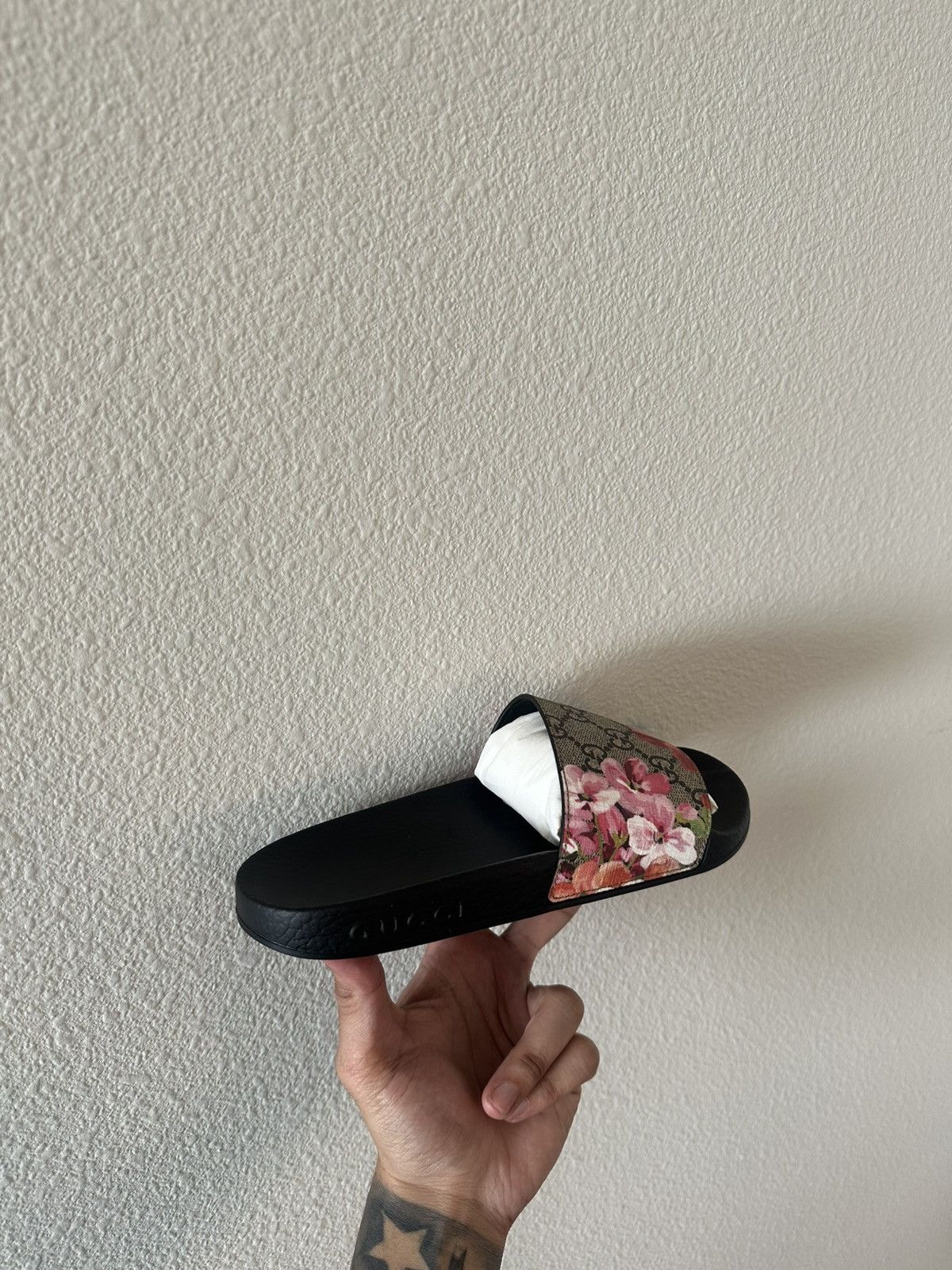 Gucci Gucci Wmns GG Supreme slide “Blooms” Size US 5 / IT 35 - 7 Thumbnail