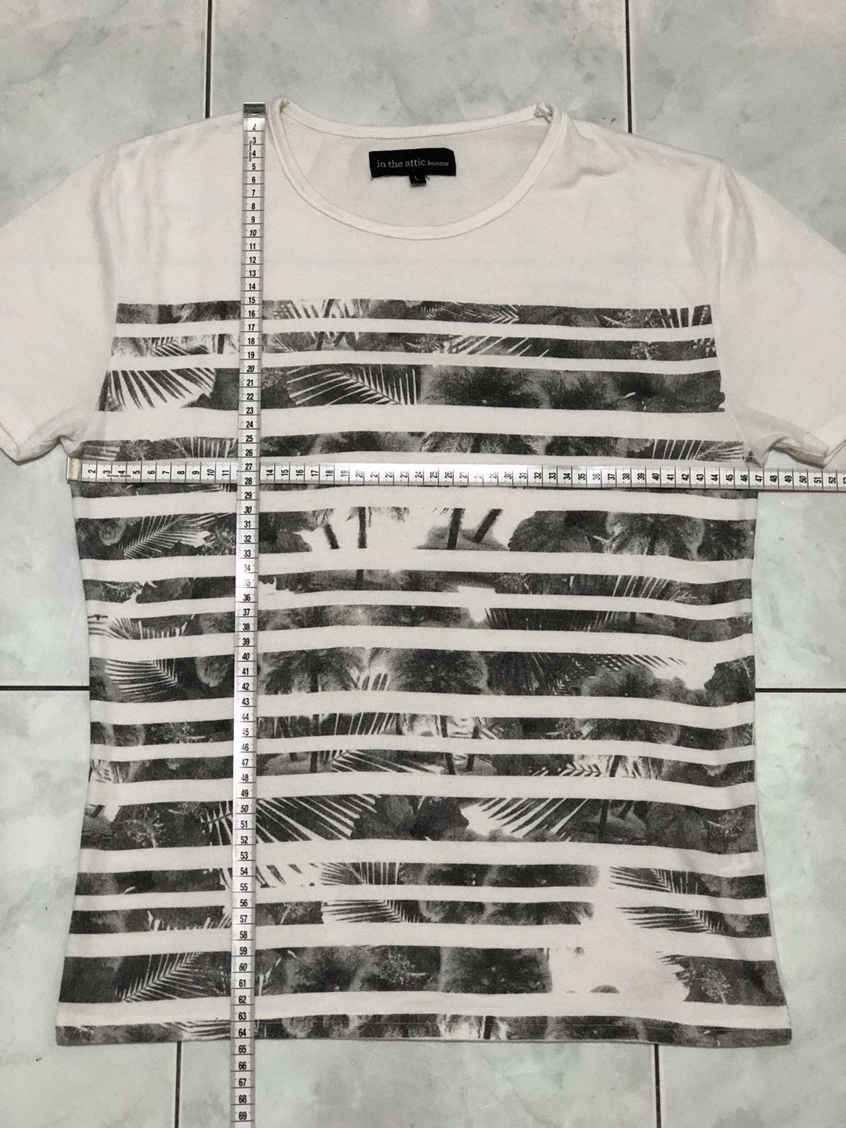 In The Attic In The Attic Homme Graphic Palm Striped Tee Japan Streetwear Size US L / EU 52-54 / 3 - 19 Thumbnail