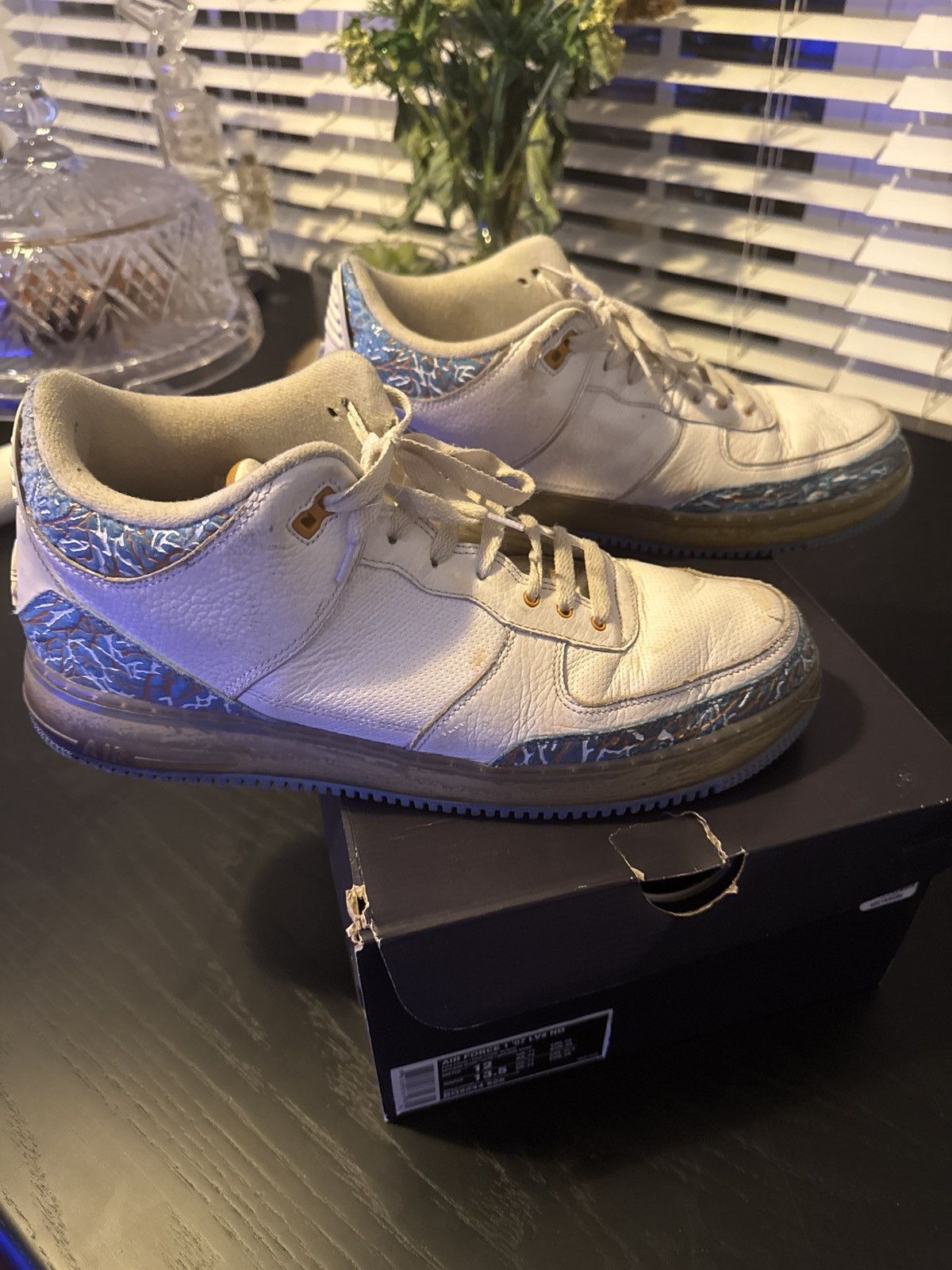 Nike Nike Air Force 1 Size US 12 / EU 45 - 1 Thumbnail
