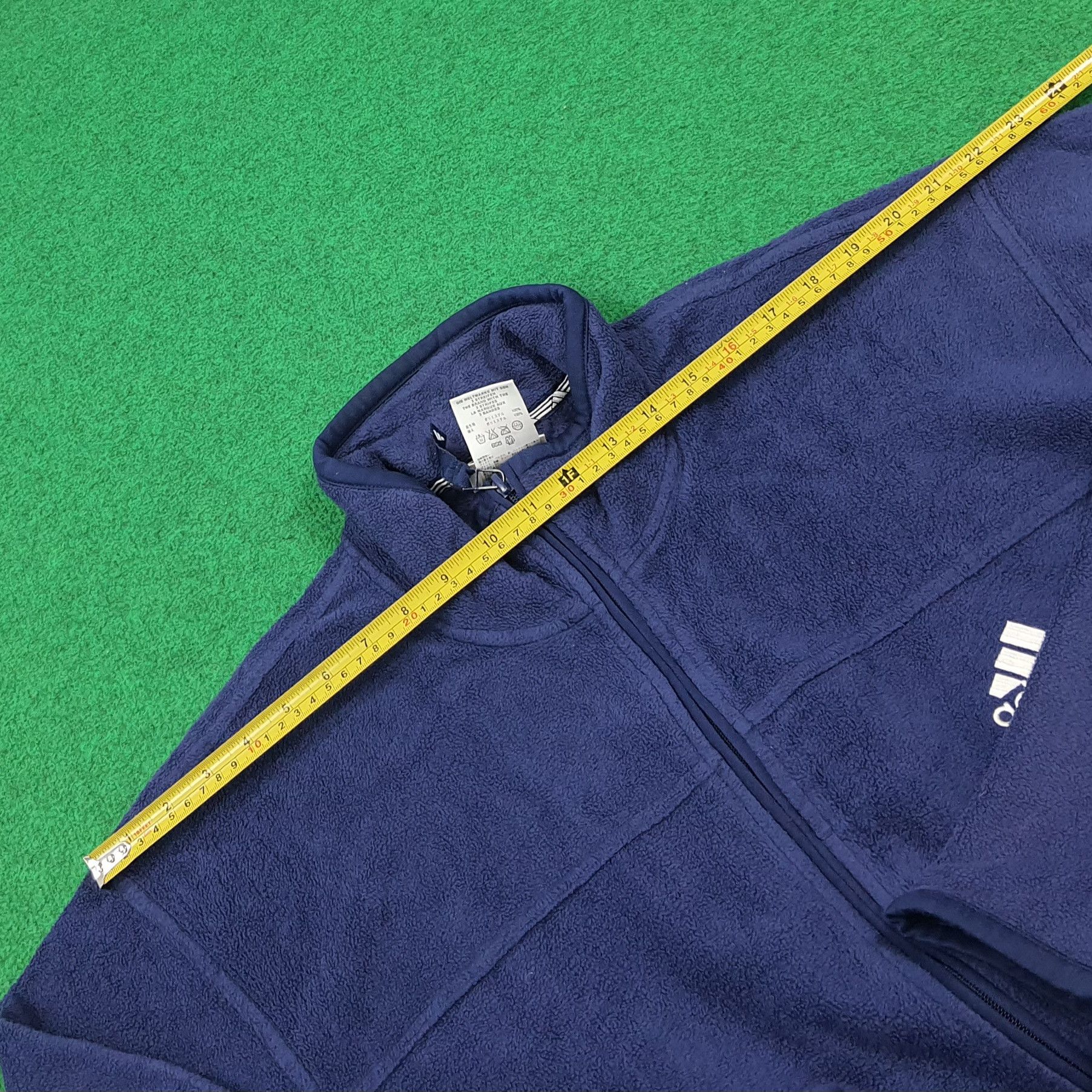 Adidas Vintage Adidas Track Jacket Fleece Full Zip Custom Y's Logo Size US L / EU 52-54 / 3 - 13 Thumbnail