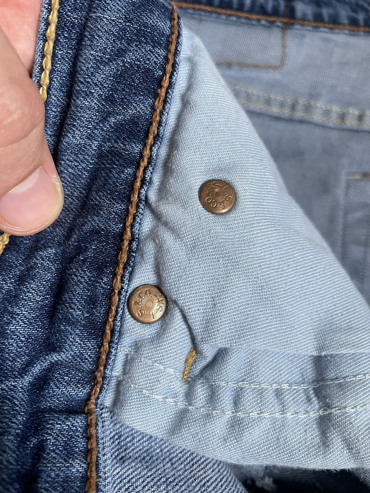 Levi's Vintage Trashed Distressed Levi’s 751 Jeans Made In USA Y2k Size US 32 / EU 48 - 8 Thumbnail