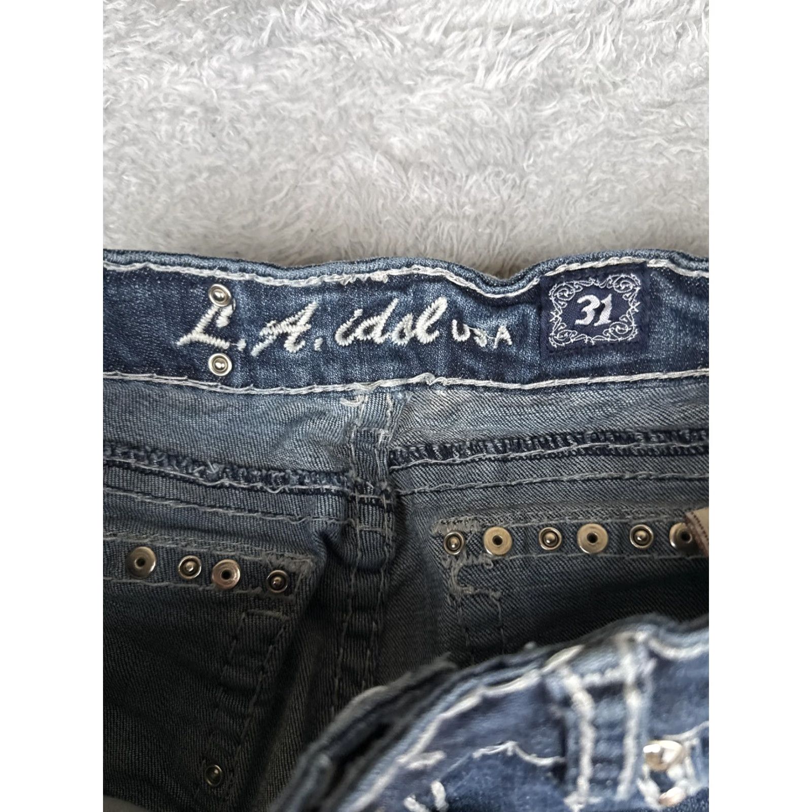 Vintage LA Idol Jeans Bootcut Juniors 9 Blue Medium Wash Low Rise Stretch 31x34 5-Pocket Denim Rhinestone Studded Womens Size 30" / US 8 / IT 44 - 6 Thumbnail