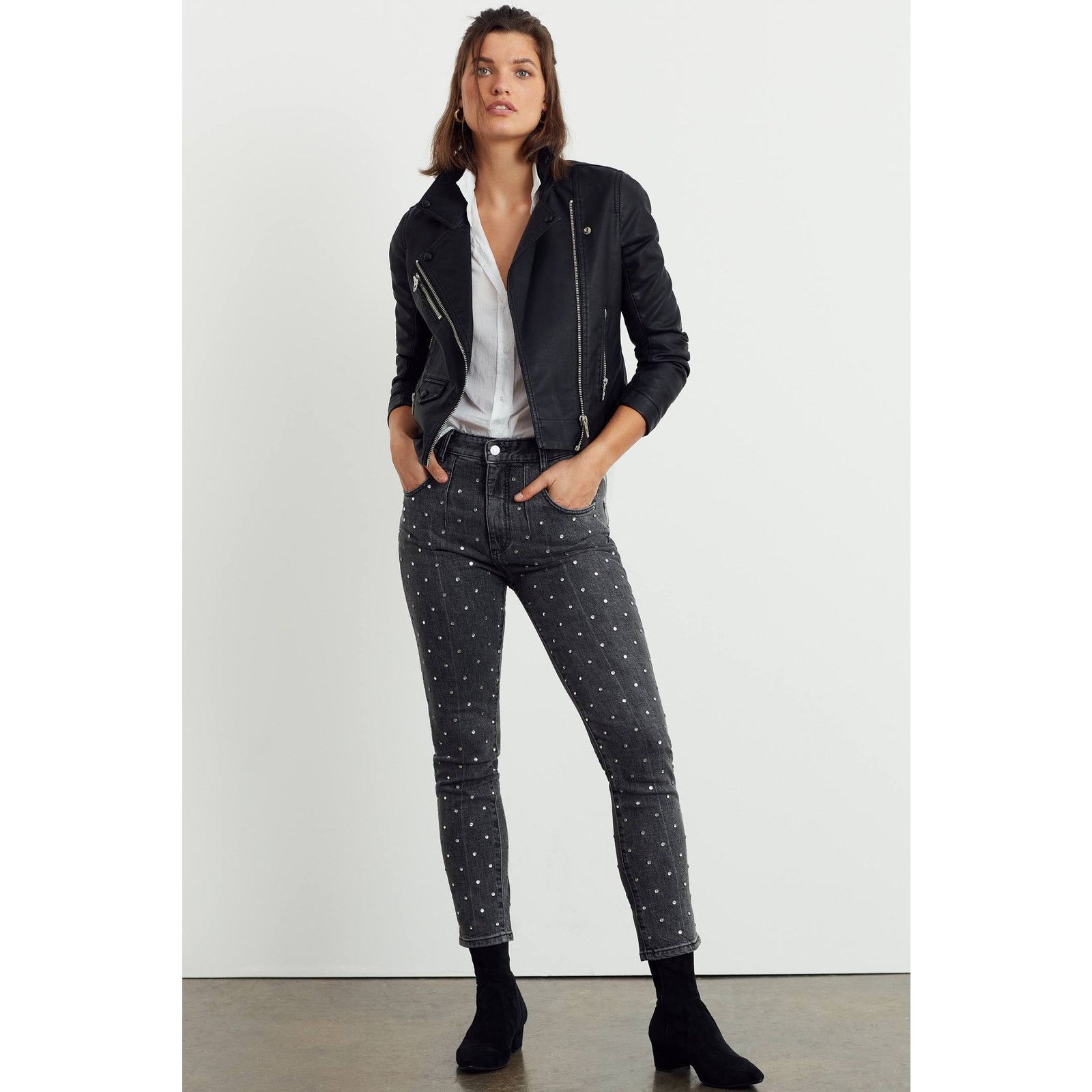 Anthropologie New Pilcro Ultra High-Rise Beaded Straight Jeans $158 Sz 28 Size 28" / US 6 / IT 42 - 1 Thumbnail