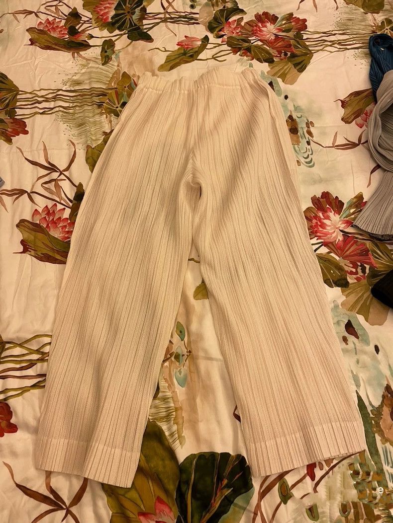 Issey Miyake Issey Miyake size:2 White pleated pants Size 42" / US 20 - 3 Thumbnail