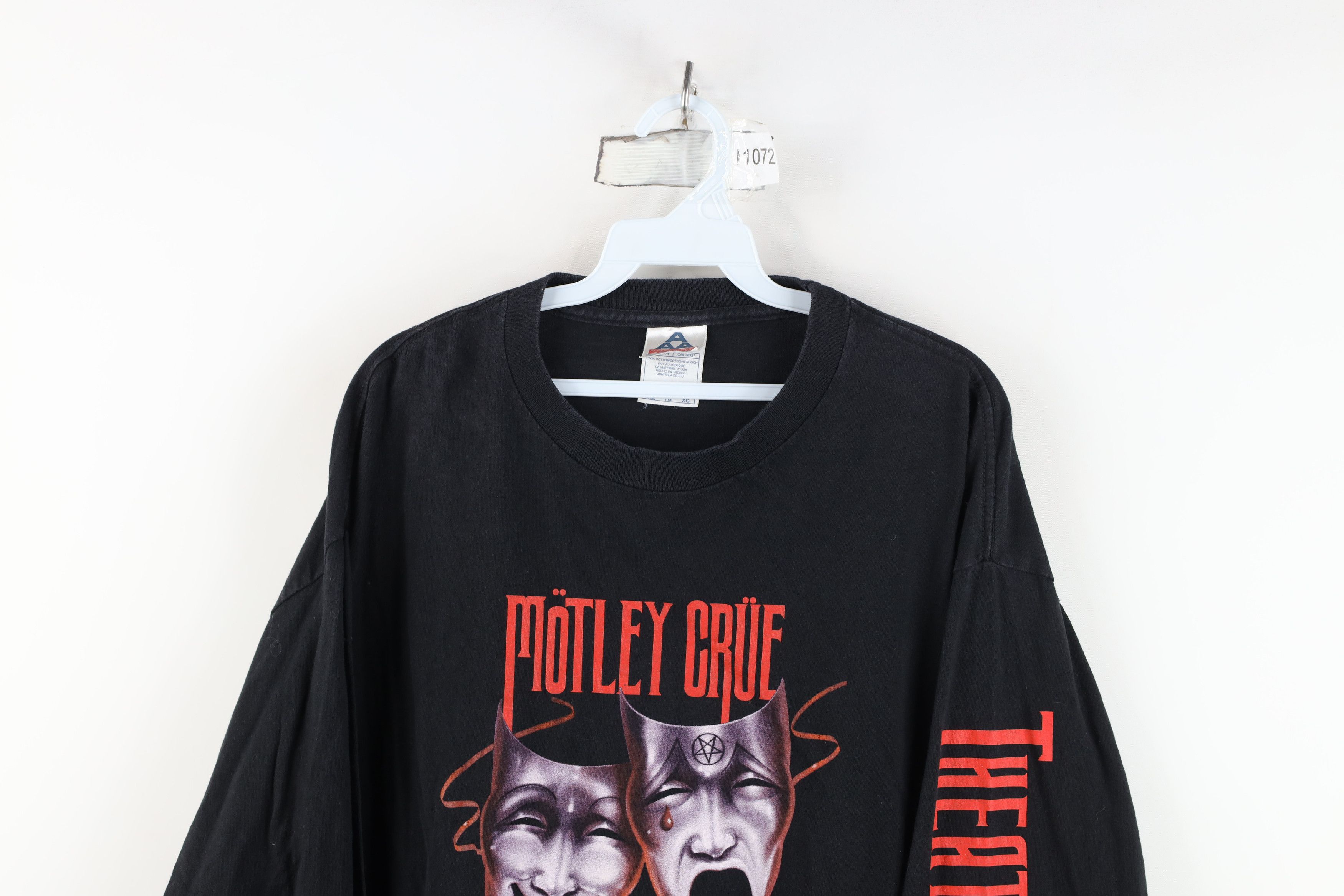 Vintage Vintage Y2K 2004 Tour Motley Crue Band Long Sleeve T-Shirt Size US XL / EU 56 / 4 - 2 Thumbnail