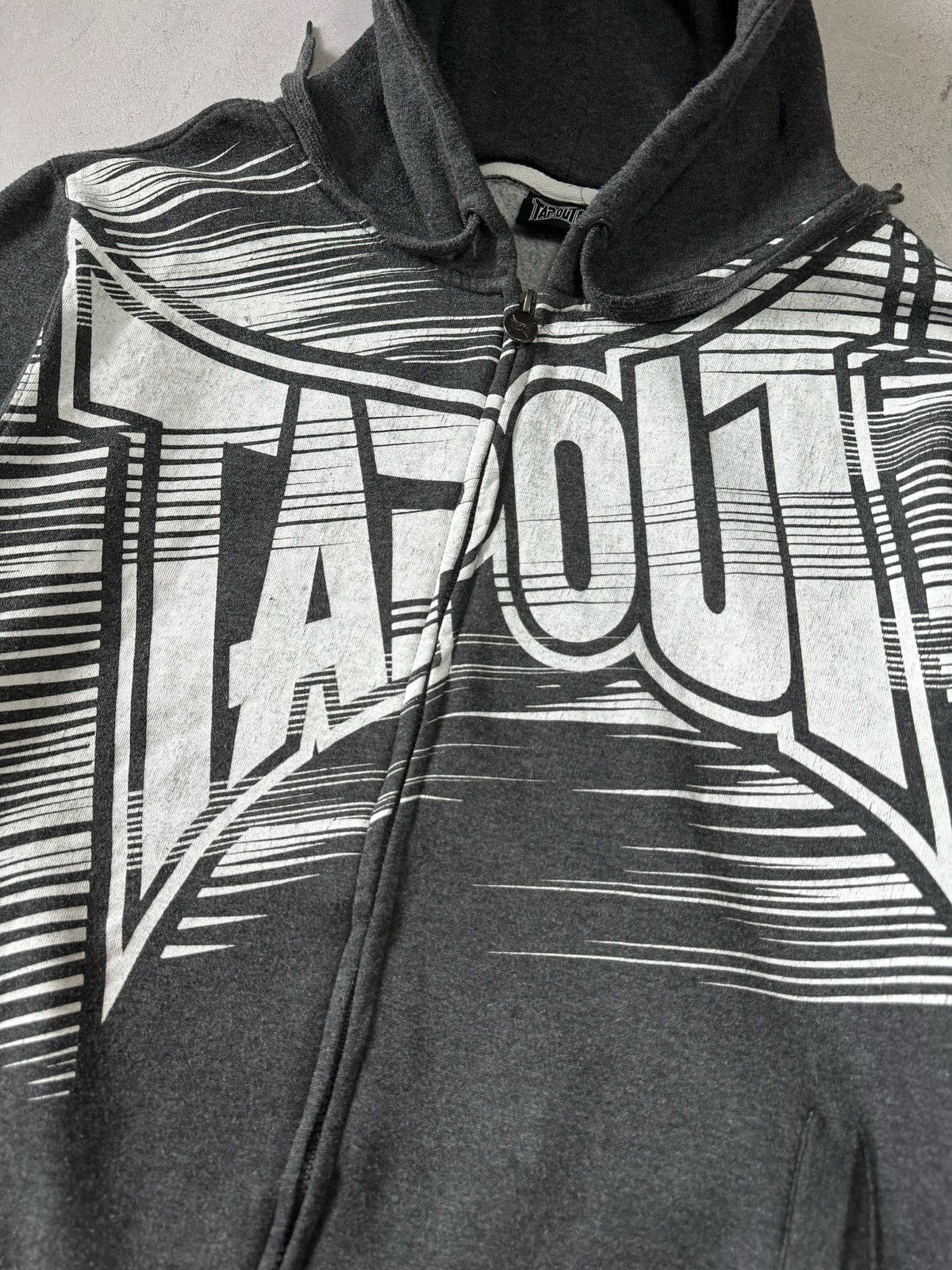 Vintage Vintage Tapout Hoodie Big Logo Baggy Avantgarde Japanese 90s Size US M / EU 48-50 / 2 - 4 Thumbnail