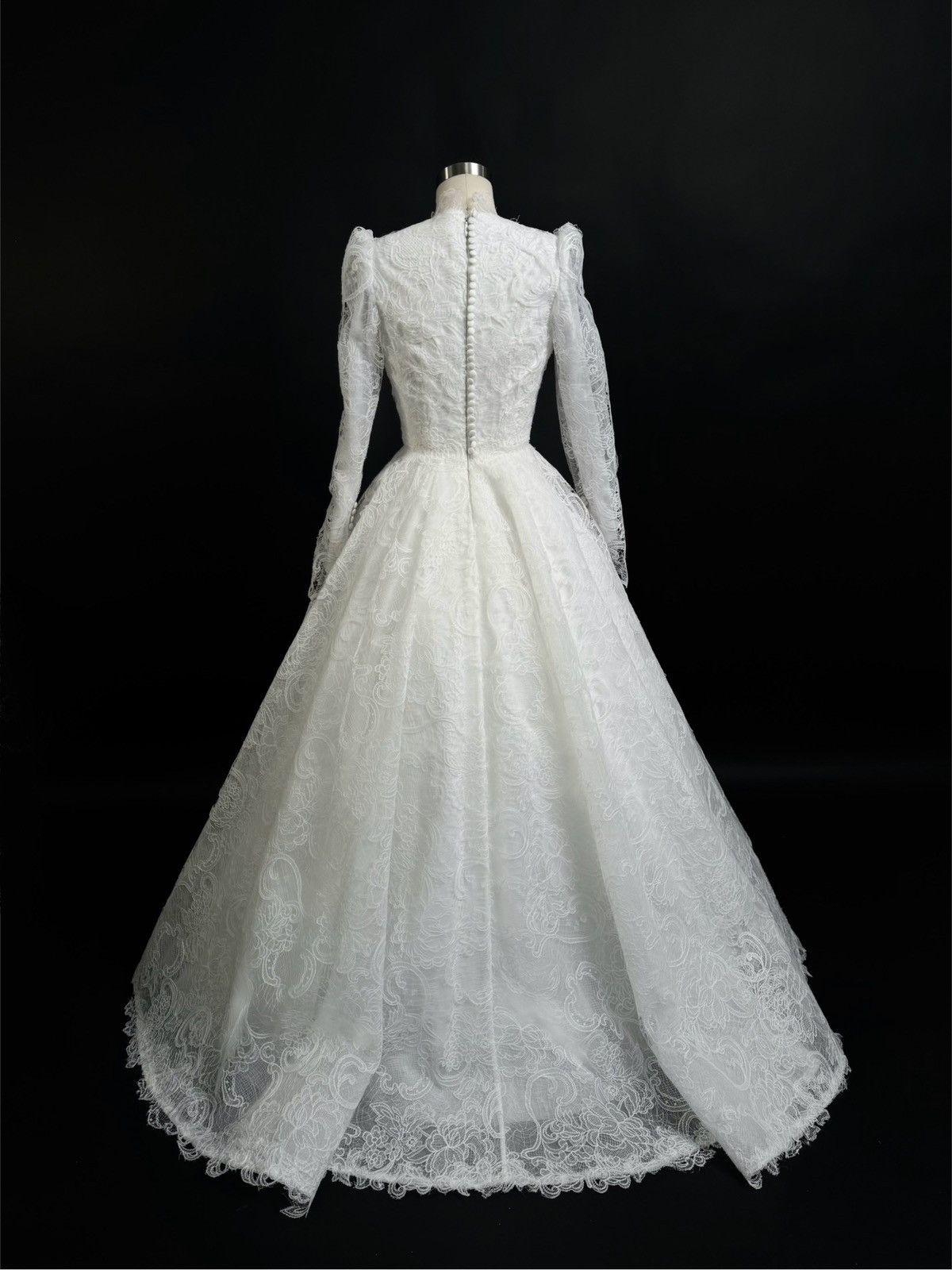 Other Preloved US 2 Anna Augusta Embroidery Lace Bridal Dress Size XS / US 0-2 / IT 36-38 - 7 Thumbnail