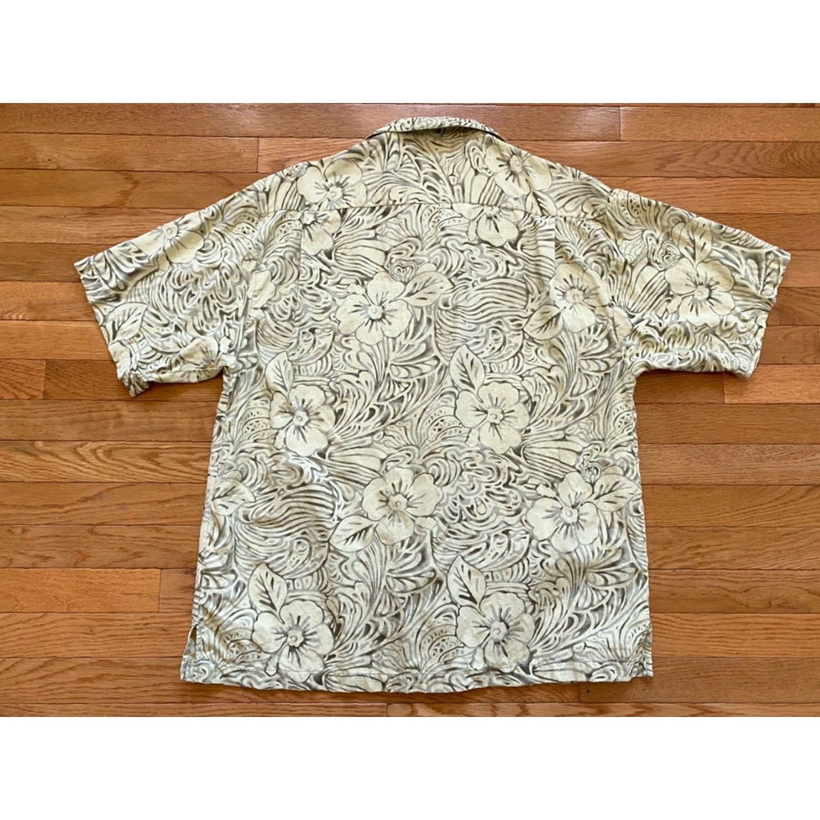 Tommy Bahama VINTAGE Tommy Bahama Hawaiian Shirt Men L Green Floral 100% Silk Short Sleeve Button-Up Collared Beach Tropical Size US L / EU 52-54 / 3 - 2 Thumbnail
