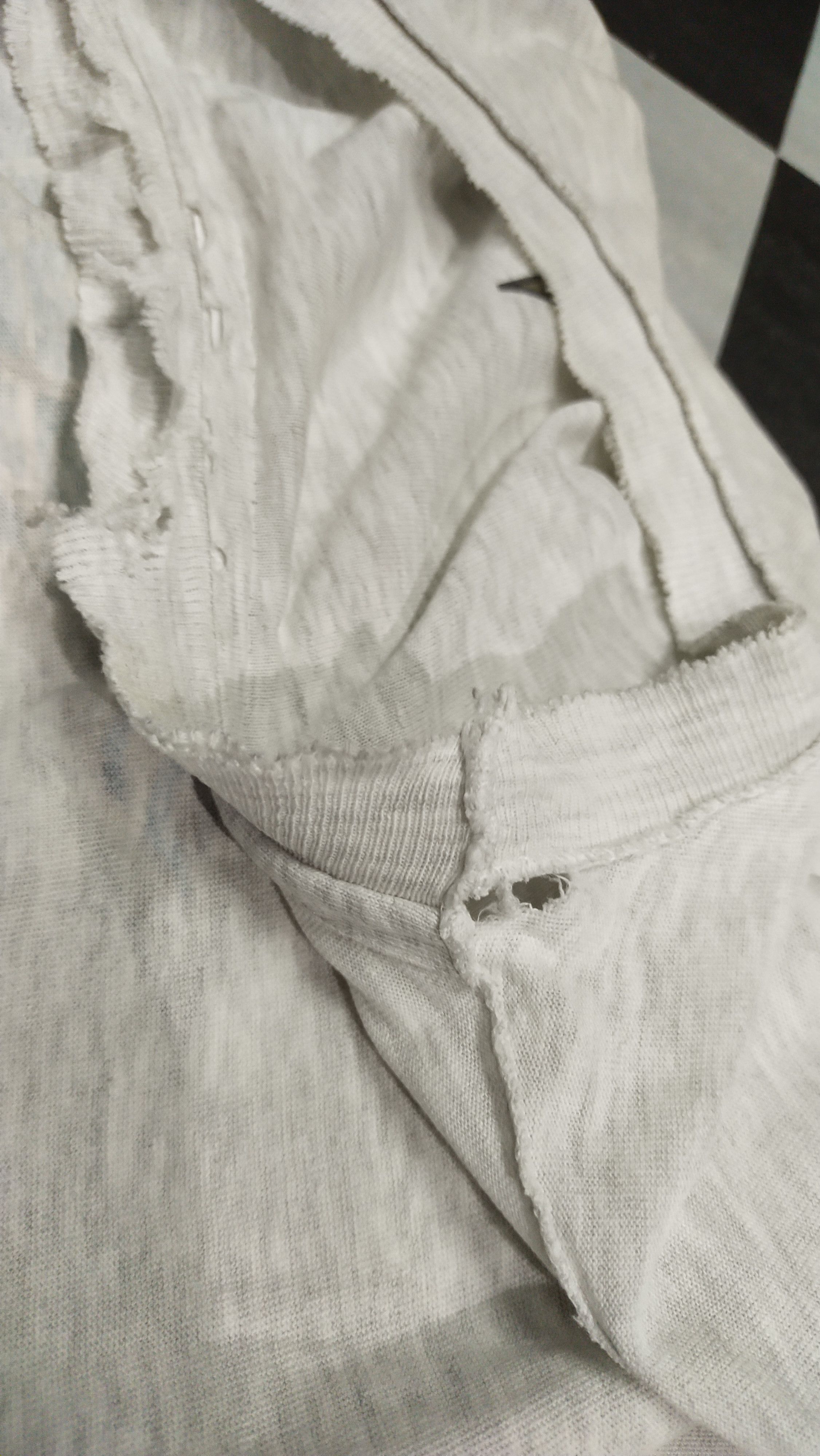 Vintage VINTAGE X DISTRESSED X LOCAL MOTION HAWAIIAN SURFWEAR Size US L / EU 52-54 / 3 - 7 Thumbnail