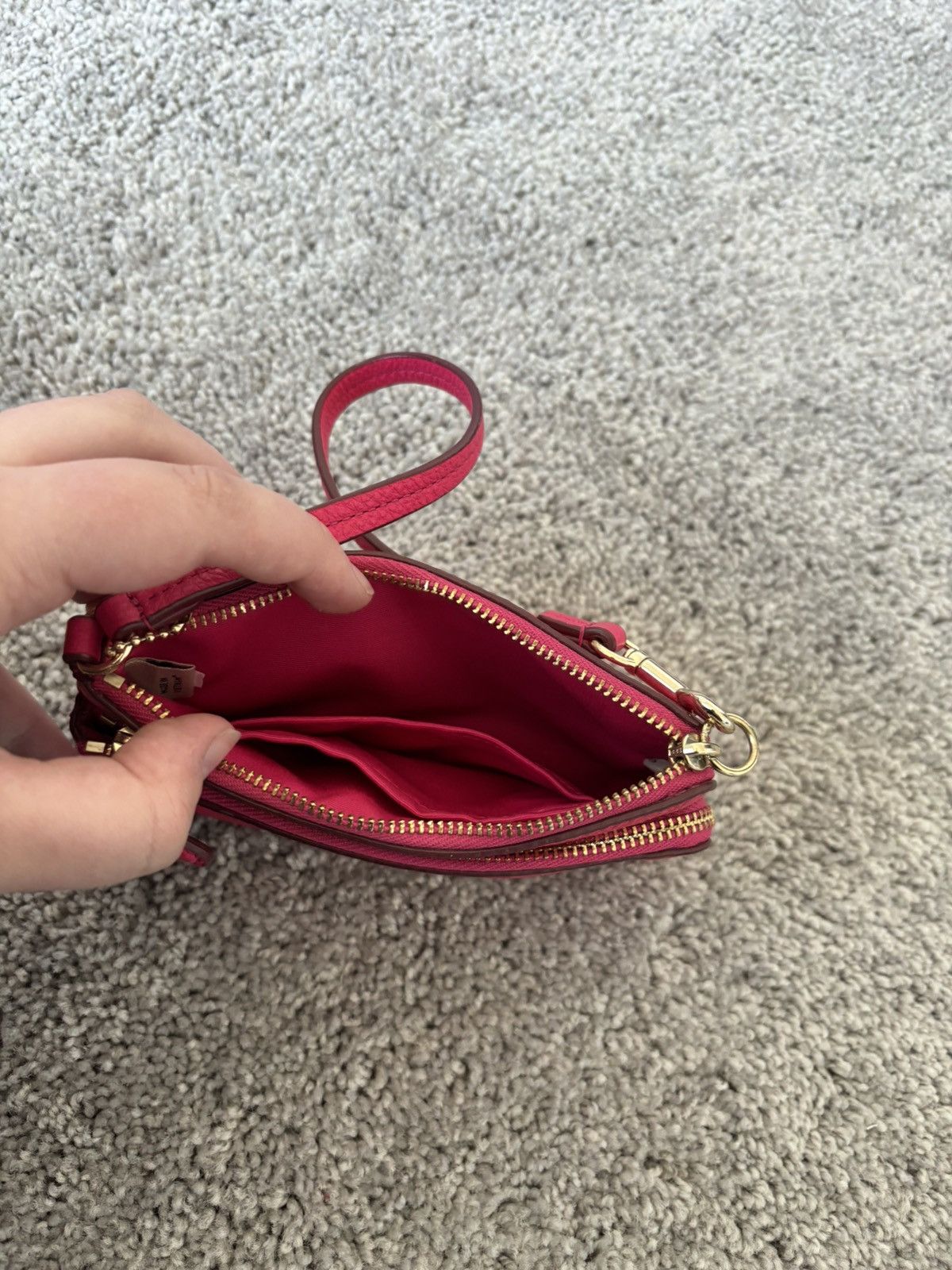 Coach Coach pink wristlet with gold hardware Size ONE SIZE - 5 Thumbnail