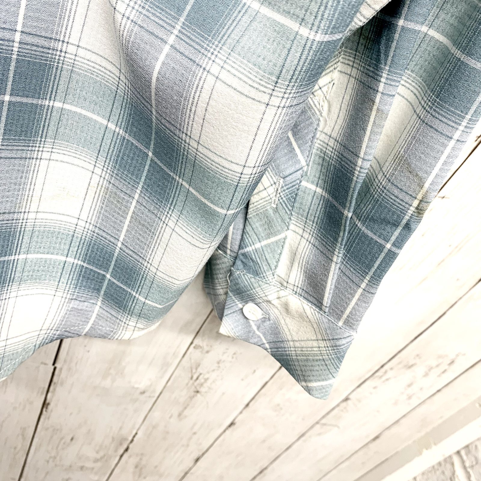 Other Lulus Shirt Medium Button Down Long Sleeve Plaid Polyester Size M / US 6-8 / IT 42-44 - 5 Thumbnail