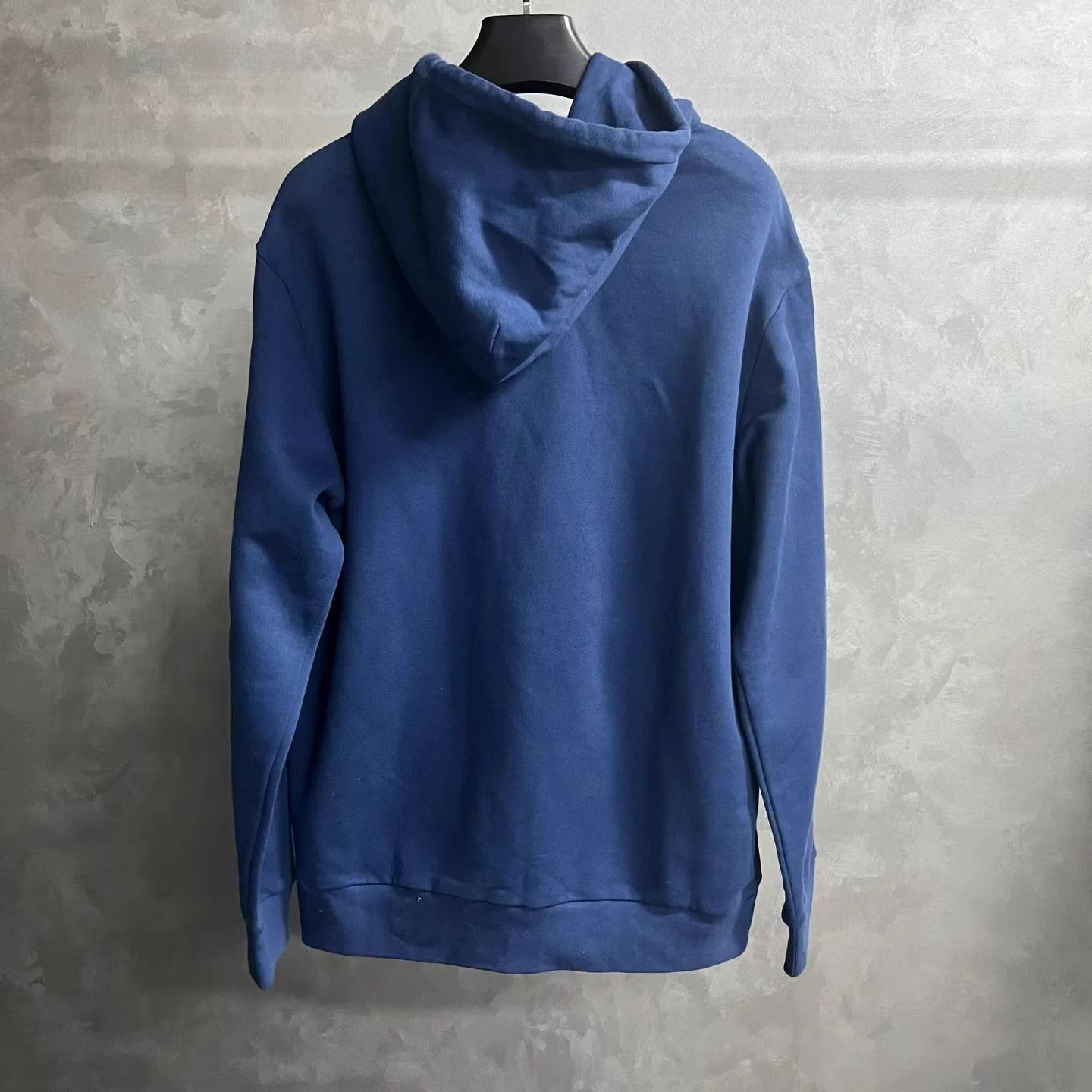Louis Vuitton Louis Vuitton color logo print hooded drawstring sweatshirt Size XXL / US 16-18 / IT 52-54 - 2 Thumbnail