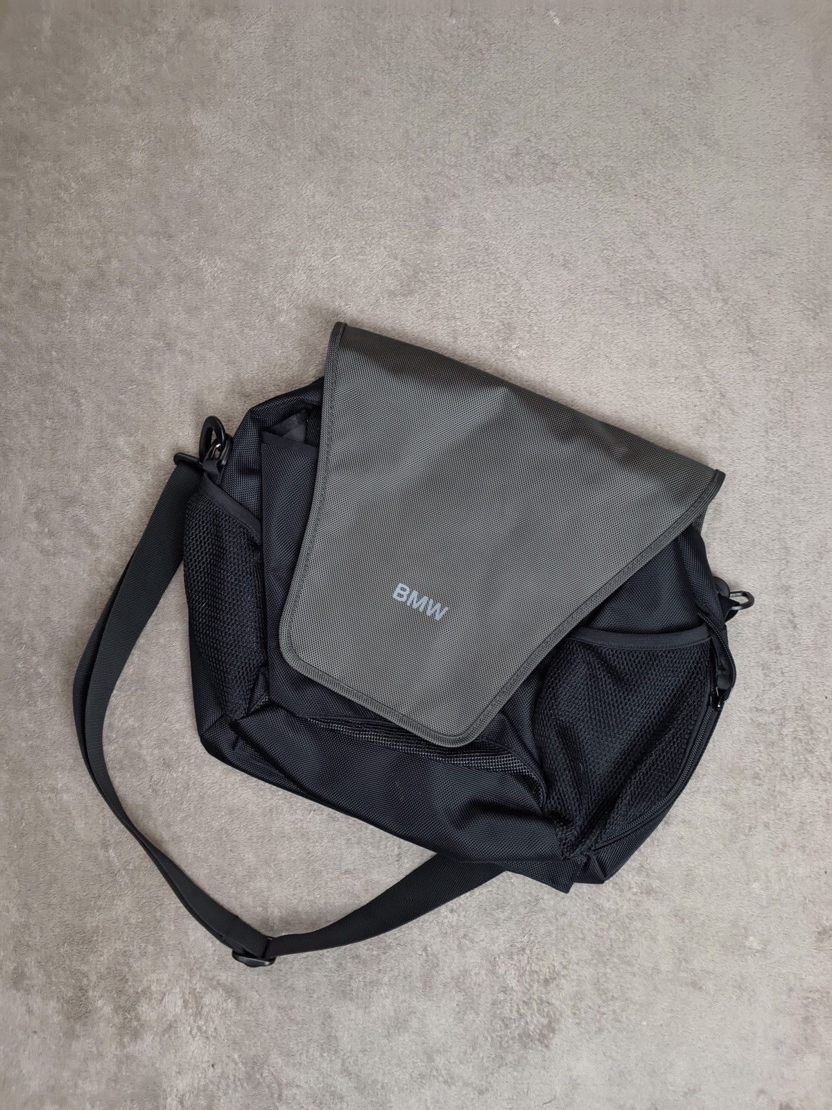 Vintage BMW Japanese styled Y2K carbine shoulder bag Size ONE SIZE - 1 Thumbnail