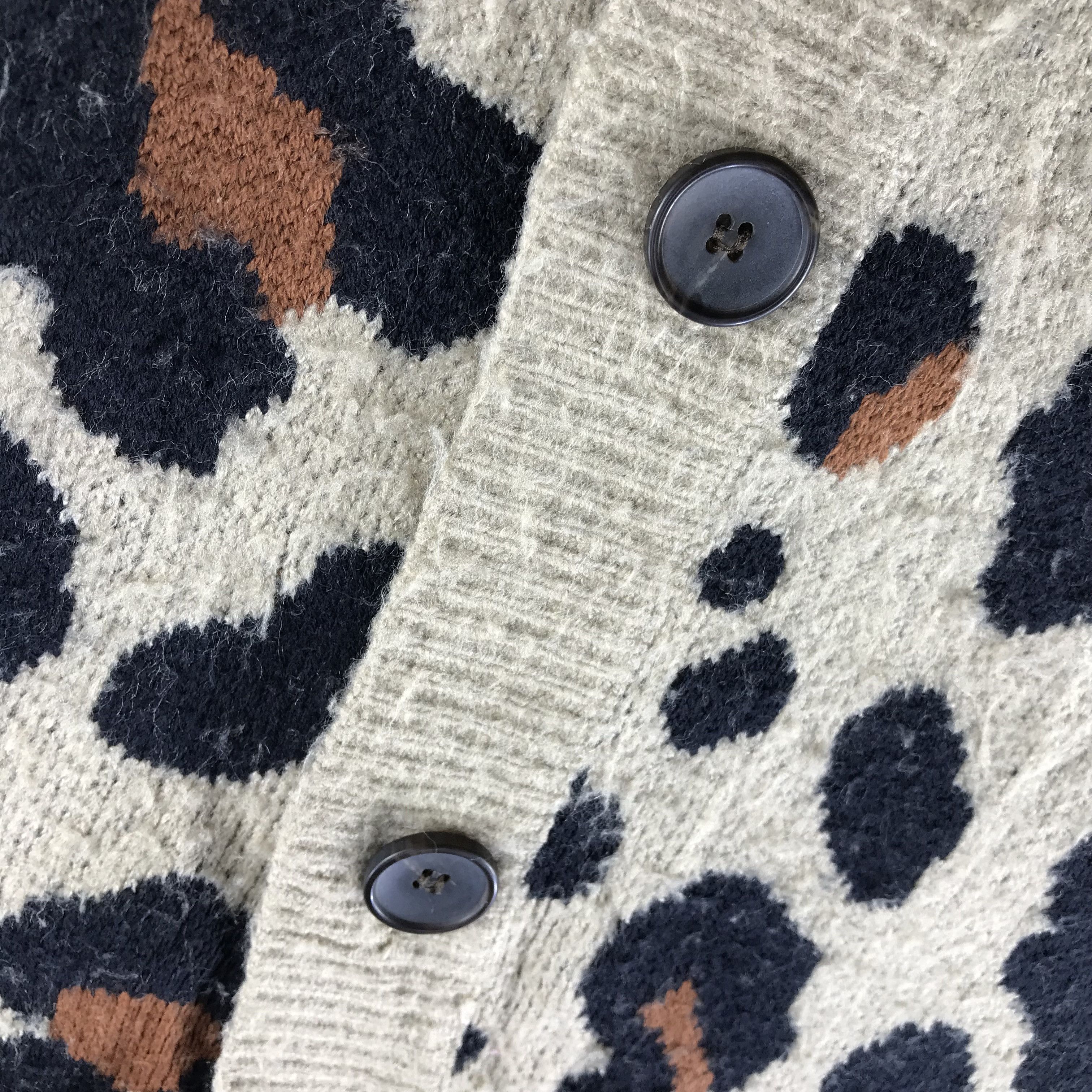 Vintage Vintage Leopard Knitwear Cardigan Size US L / EU 52-54 / 3 - 5 Thumbnail