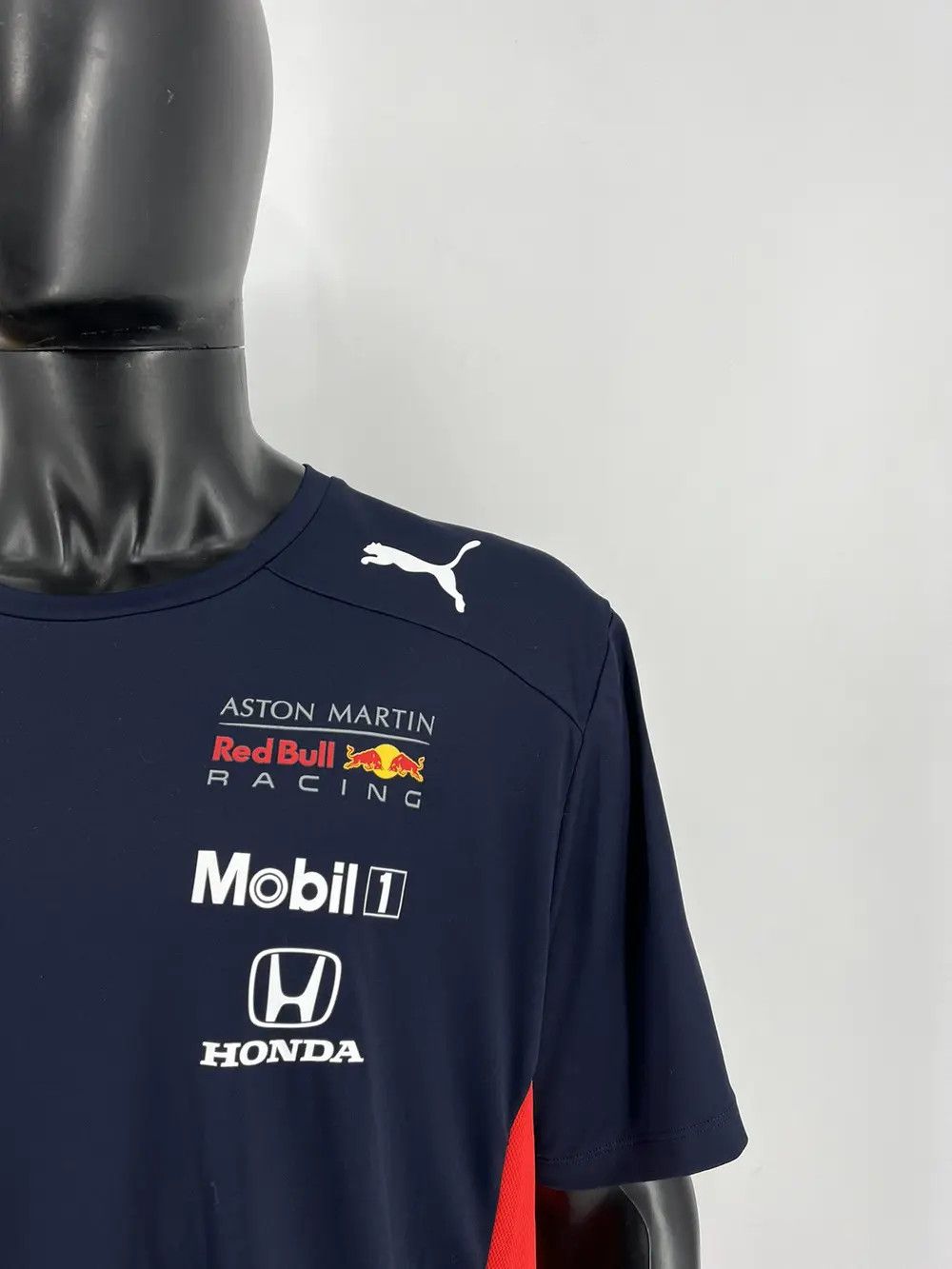 Formula 1 × Puma × Red Bull Aston Martin Red Bull Racing Team Puma F-1 Tee y2k Size US XXL / EU 58 / 5 - 6 Thumbnail