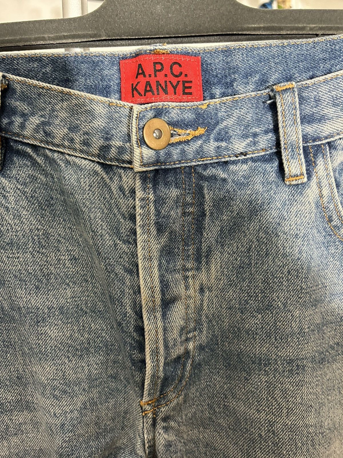 A.P.C. APC Kanye stone wash Size US 35 - 2 Thumbnail