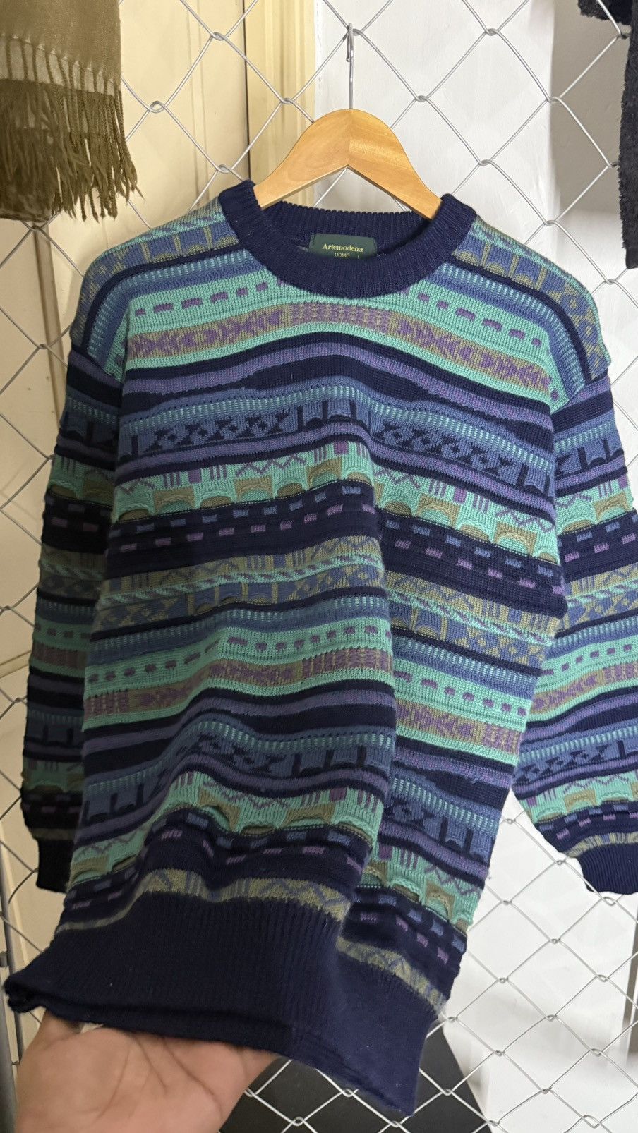 Japanese Brand Vintage Artemodena Uomo 3D Knit Abstract Sweater Pullover Size US L / EU 52-54 / 3 - 2 Thumbnail
