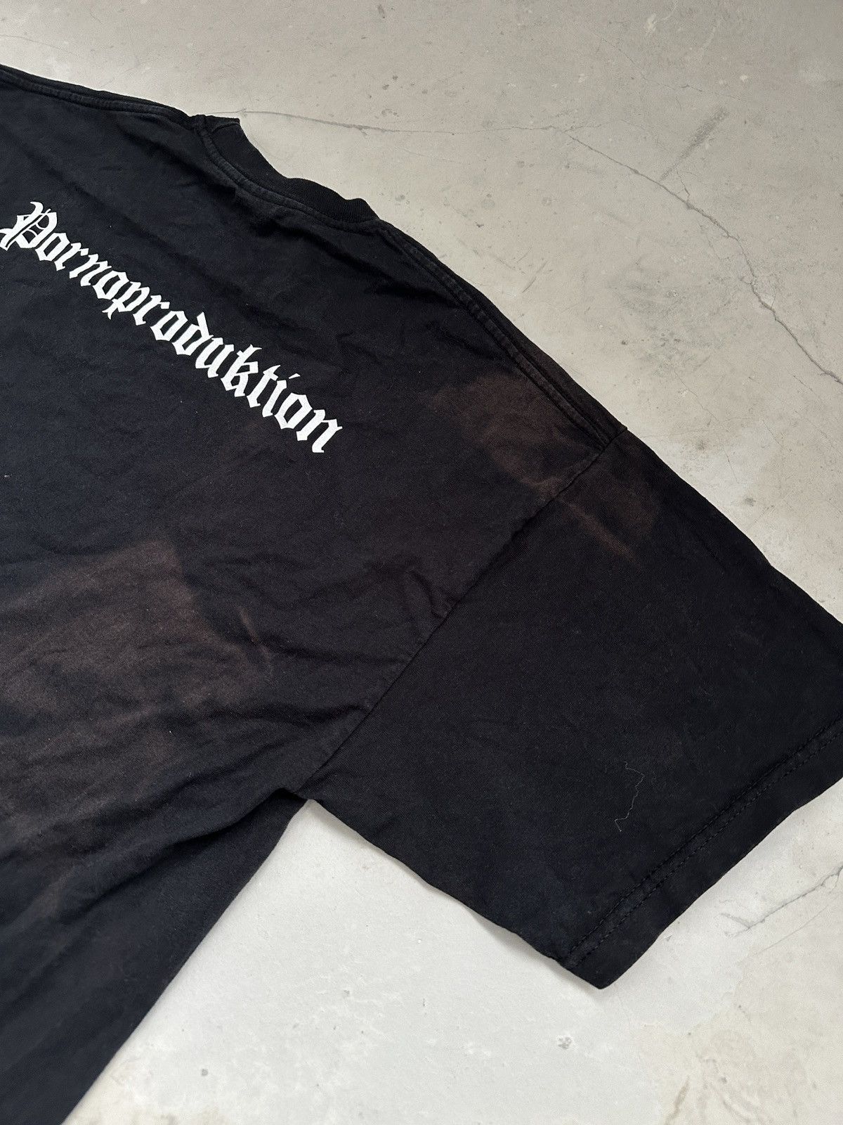 Vintage German Trash Cult Pornoproduction tee vulgar 00 y2k Size US L / EU 52-54 / 3 - 6 Thumbnail