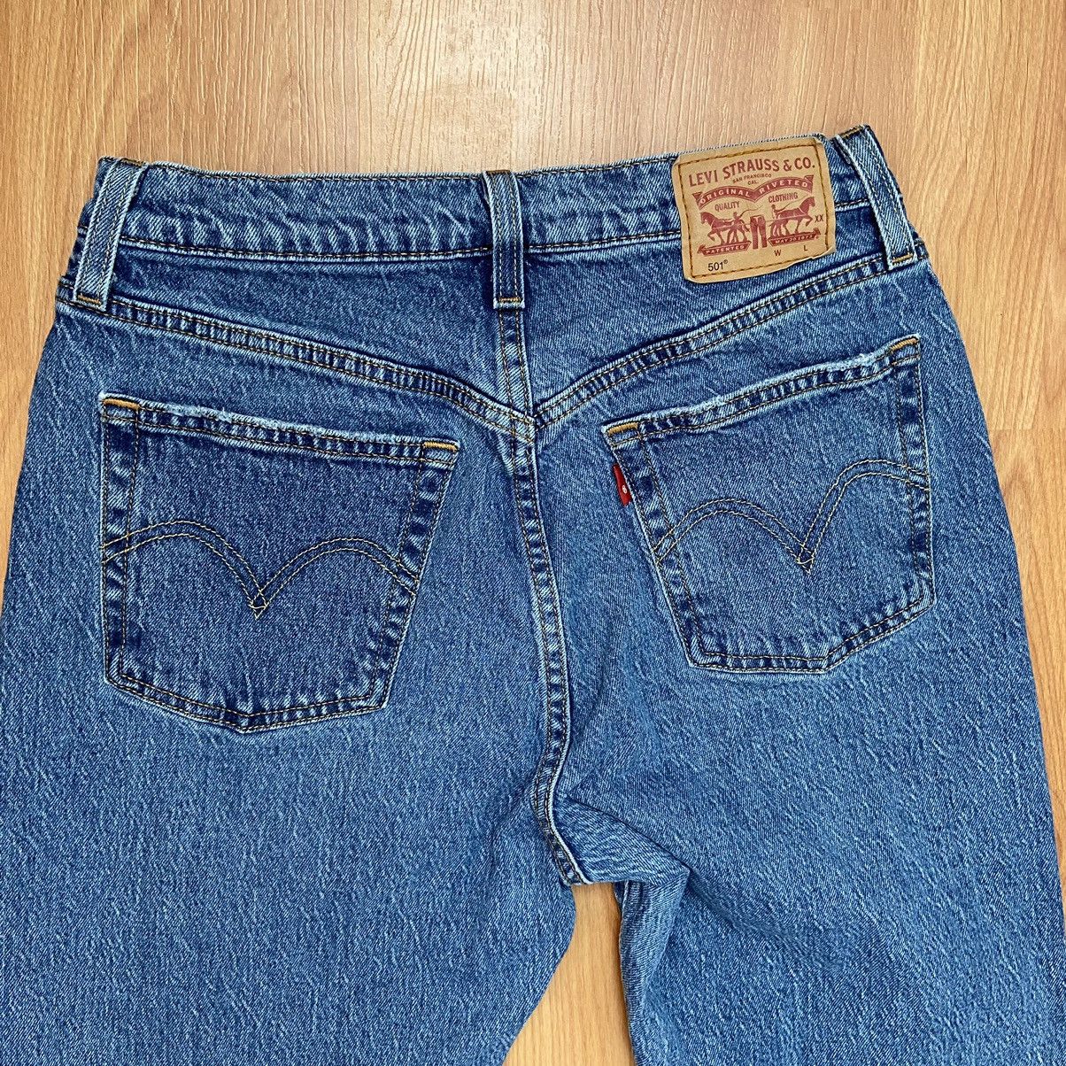 Levi's Levi’s Men’s 501 Button Fly Jeans Size 29x30 Size US 29 - 7 Thumbnail