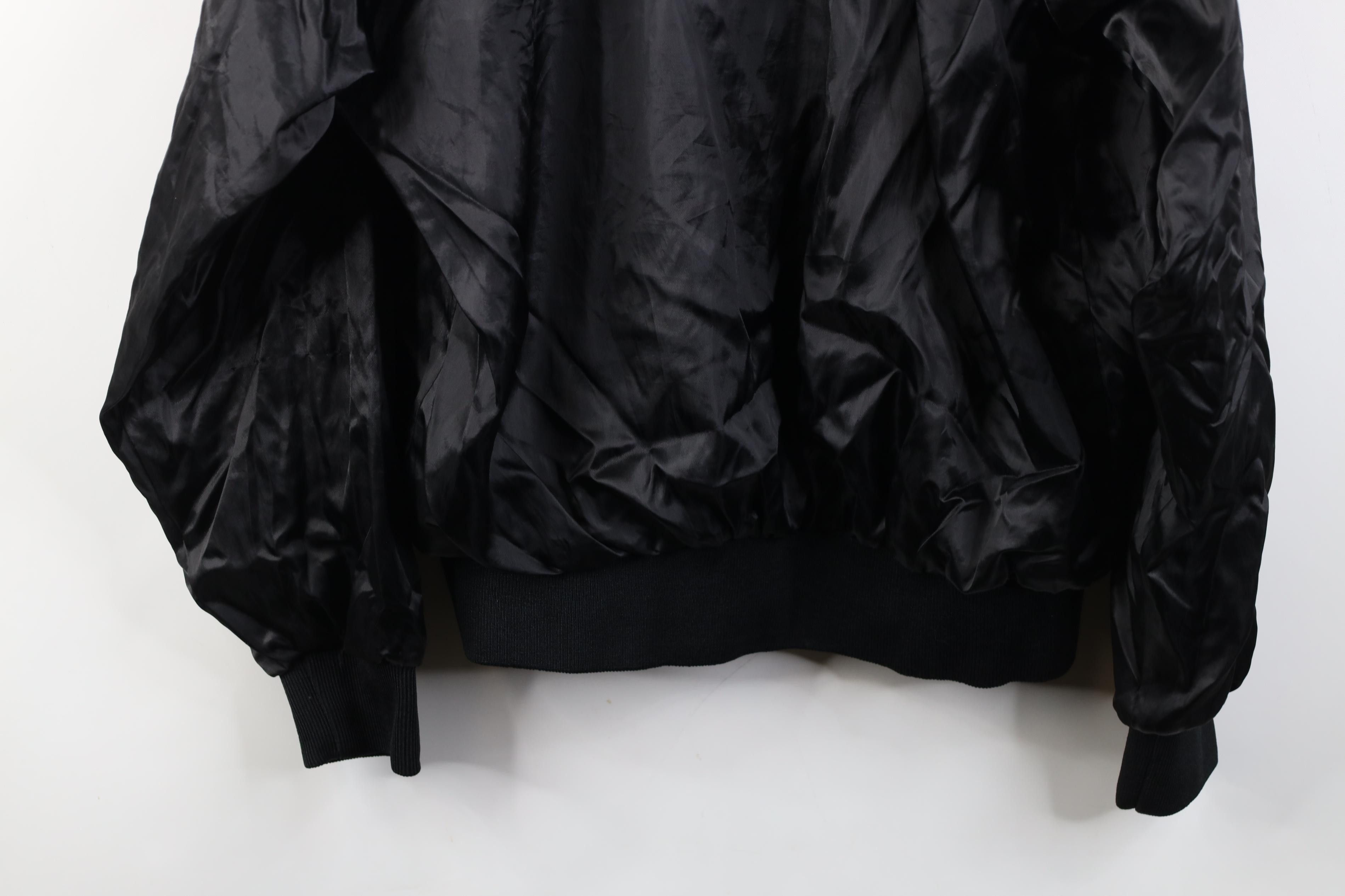 Vintage Vintage 80s 90s Streetwear Satin Bomber Jacket Black USA Size US L / EU 52-54 / 3 - 16 Thumbnail