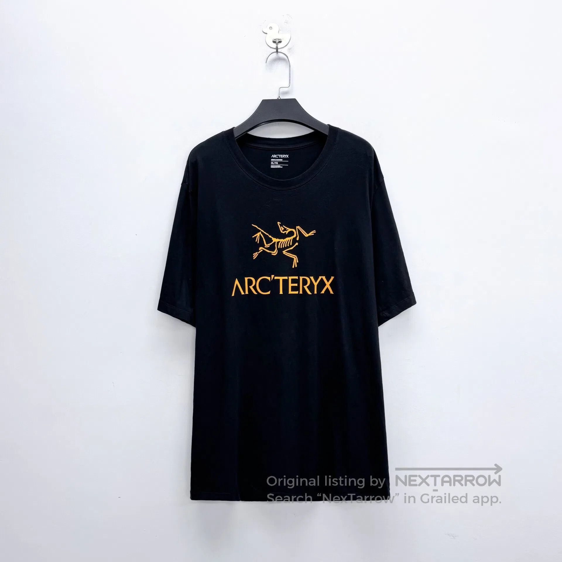 Arc'teryx Arc'teryx Black to Gold Gradient Bird Logo Short Sleeve| Size US XL / EU 56 / 4 - 1 Thumbnail