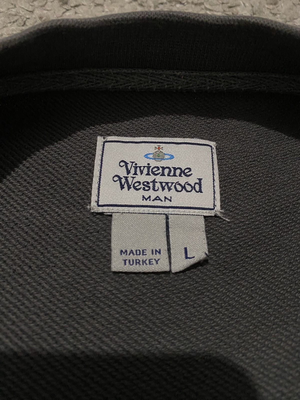 Vivienne Westwood Vivienne Westwood Basic Small Logo Crewneck orb logo y2k Size US L / EU 52-54 / 3 - 9 Thumbnail