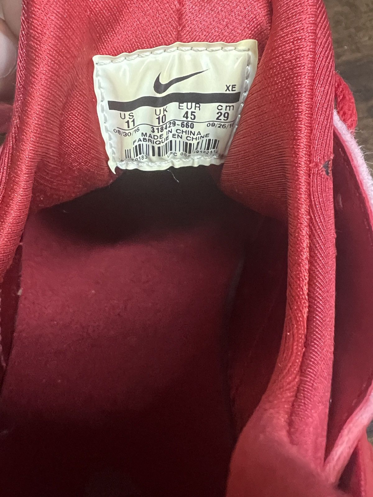 Nike Nike Air Huarache - Triple Red Size US 11 / EU 44 - 6 Thumbnail