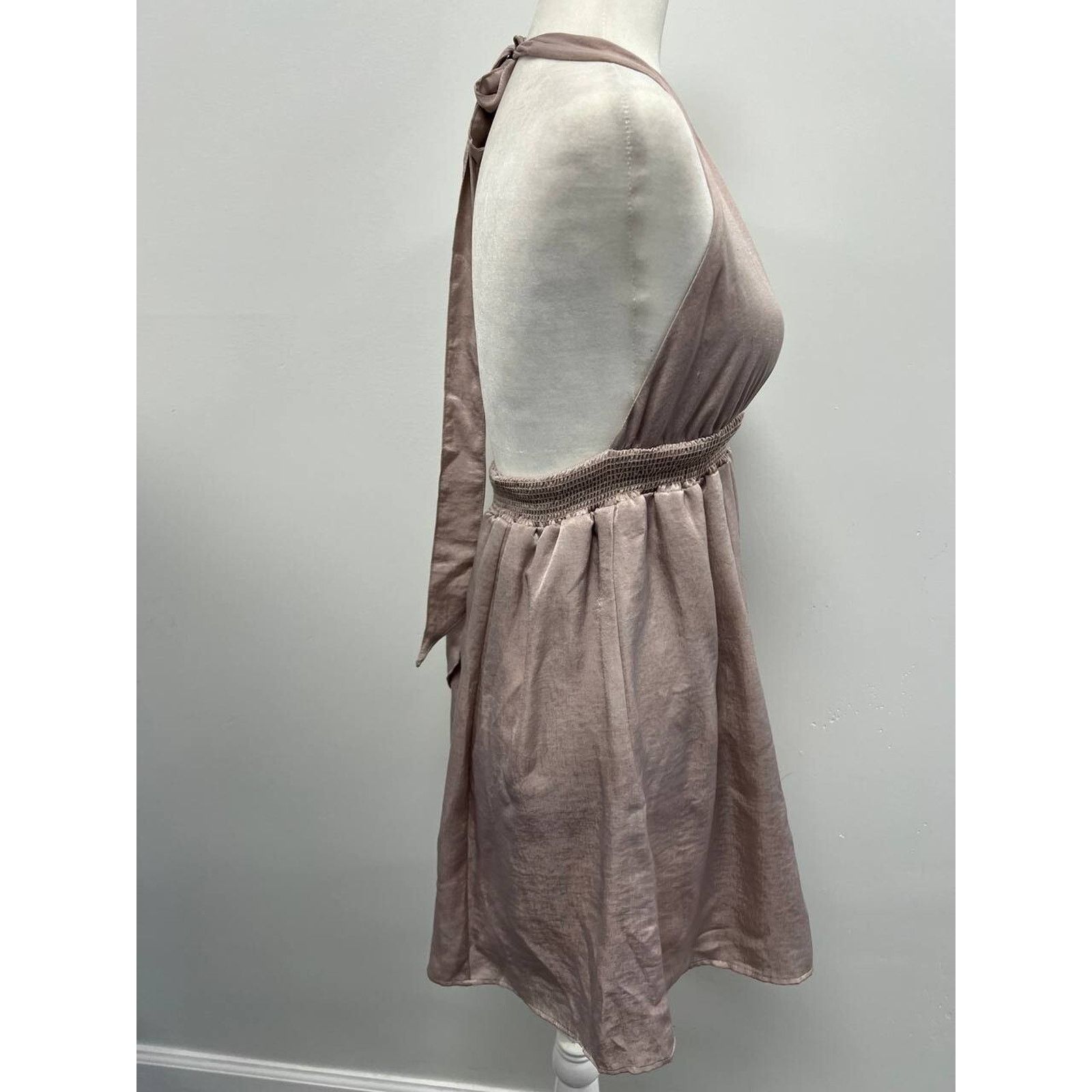 Show Me Your MuMu Show Me Your Mumu Women's Island Mini Dress Size M A000032 Size M / US 6-8 / IT 42-44 - 10 Thumbnail