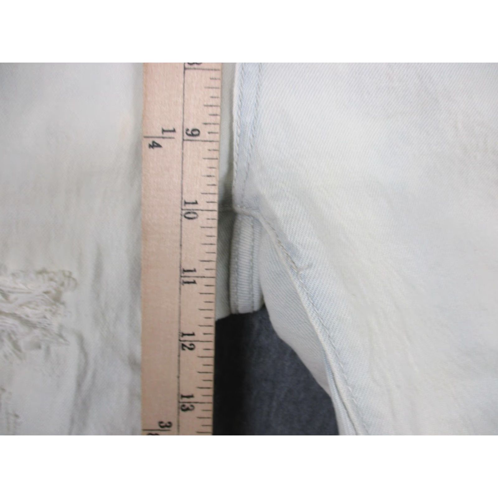 Vintage Pilcro Jeans Womens 28 White Distressed Slim Boyfriend Mid Rise Denim Ripped Pants Size 28" / US 6 / IT 42 - 4 Thumbnail