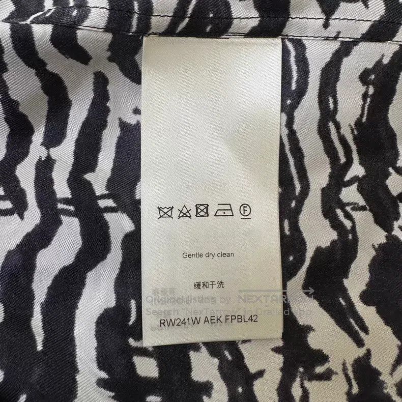 Louis Vuitton Louis Vuitton Black and white tiger stripe silk mulberry s Size XS / US 0-2 / IT 36-38 - 8 Thumbnail