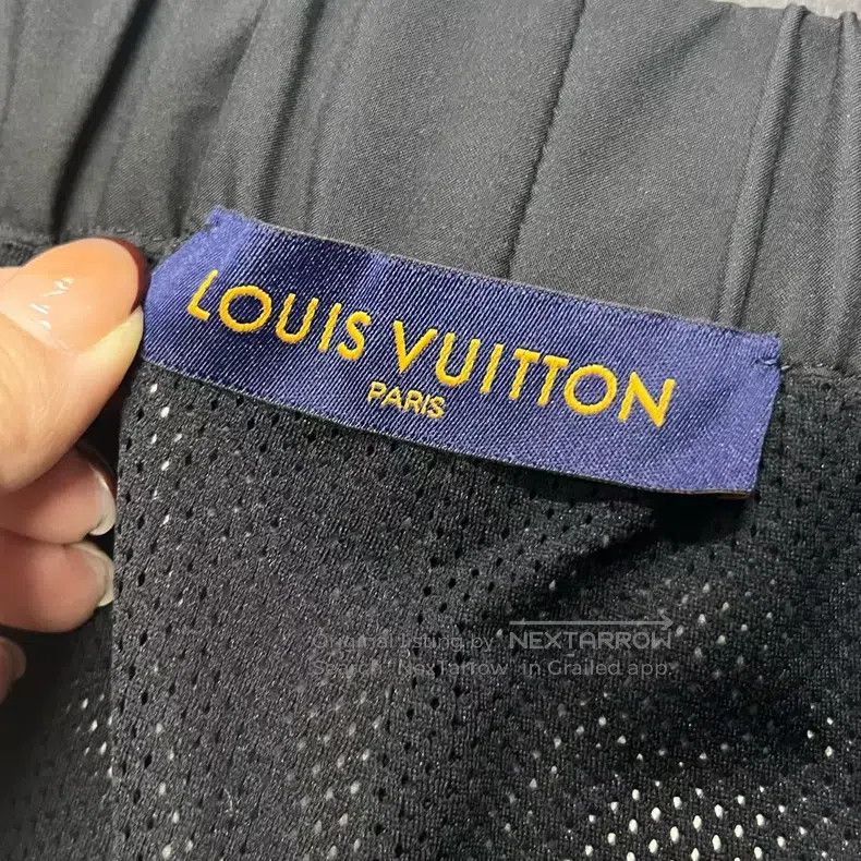 Louis Vuitton Louis Vuitton Black Logo print paneled elastic-waist knit Size US 38 / EU 54 - 2 Thumbnail