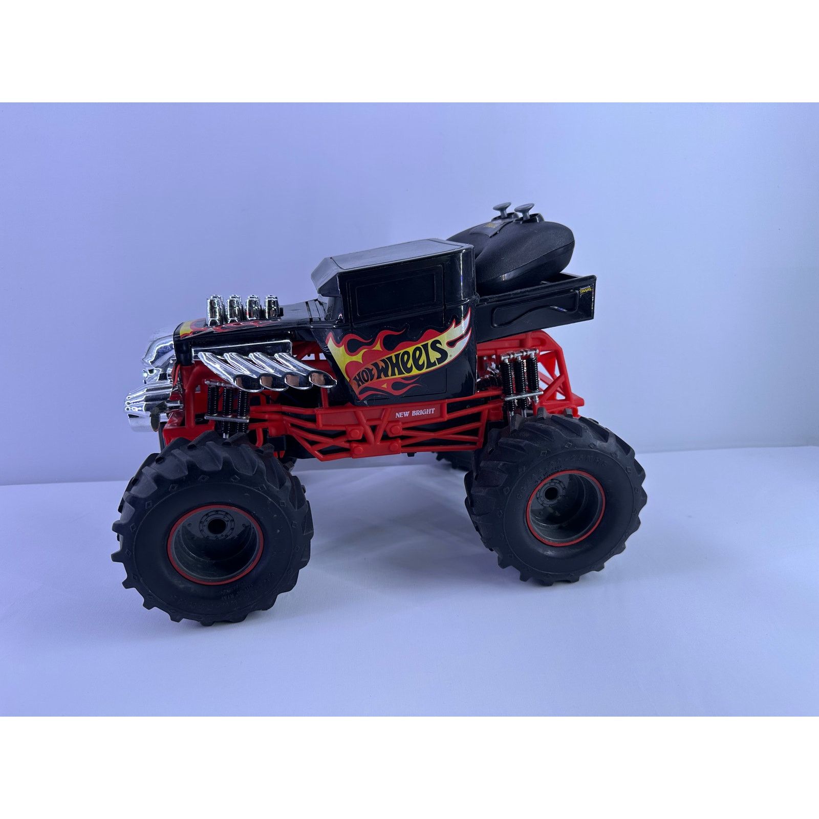 & Other Stories Bone Shaker Hot Wheels Monster TruckRc NoRemote ByBright Size ONE SIZE - 3 Thumbnail