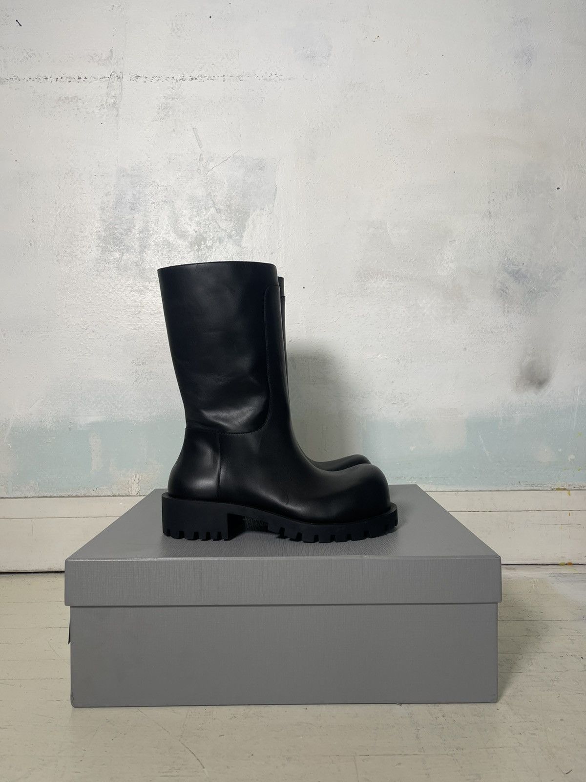 Balenciaga Balenciaga Hummer Boots Size US 11 / EU 44 - 1 Thumbnail