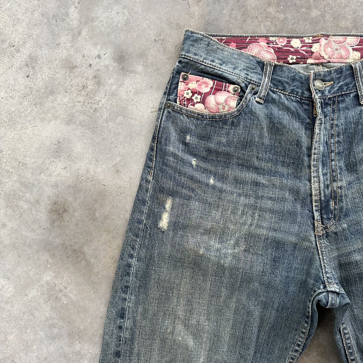 Japanese Brand Vintage Japanese Distressed Faded Rusty Denim Jean Pant W31 Size US 31 - 4 Thumbnail