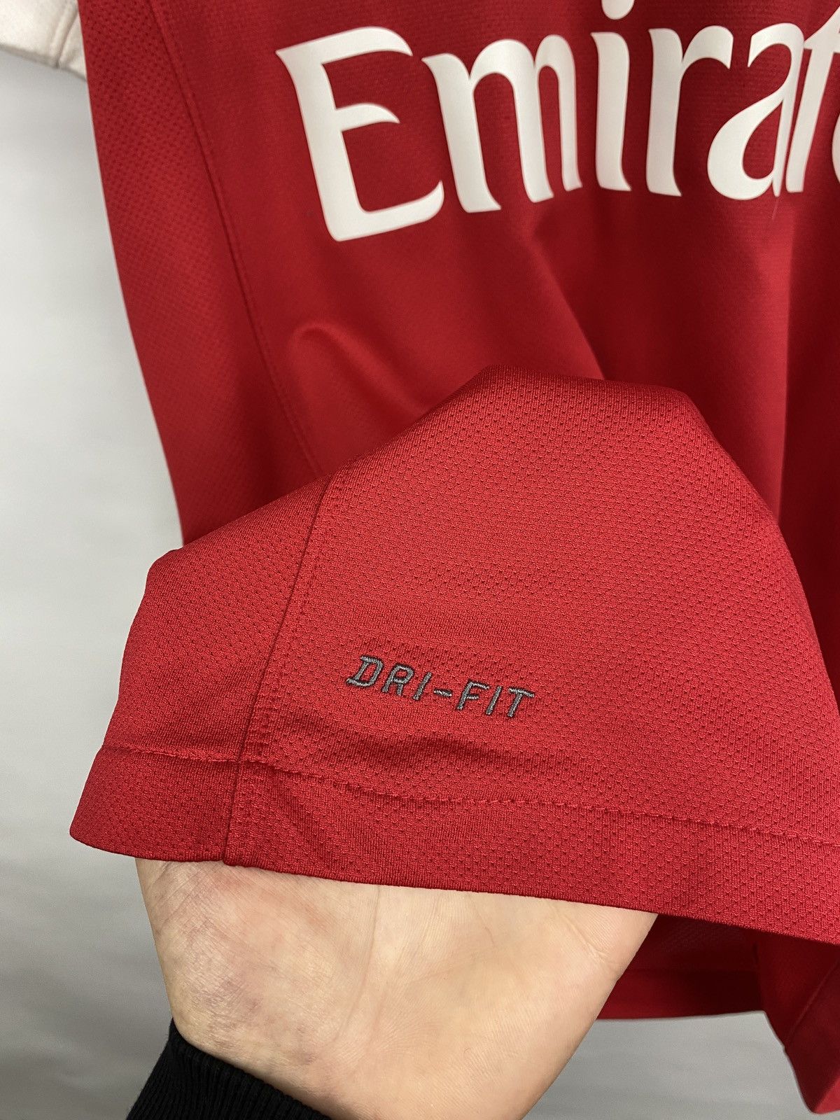 Nike 🏴󠁧󠁢󠁥󠁮󠁧󠁿 Nike Arsenal 2011 Jersey Soccer Football Shirt Rare Retro Size US S / EU 44-46 / 1 - 6 Thumbnail
