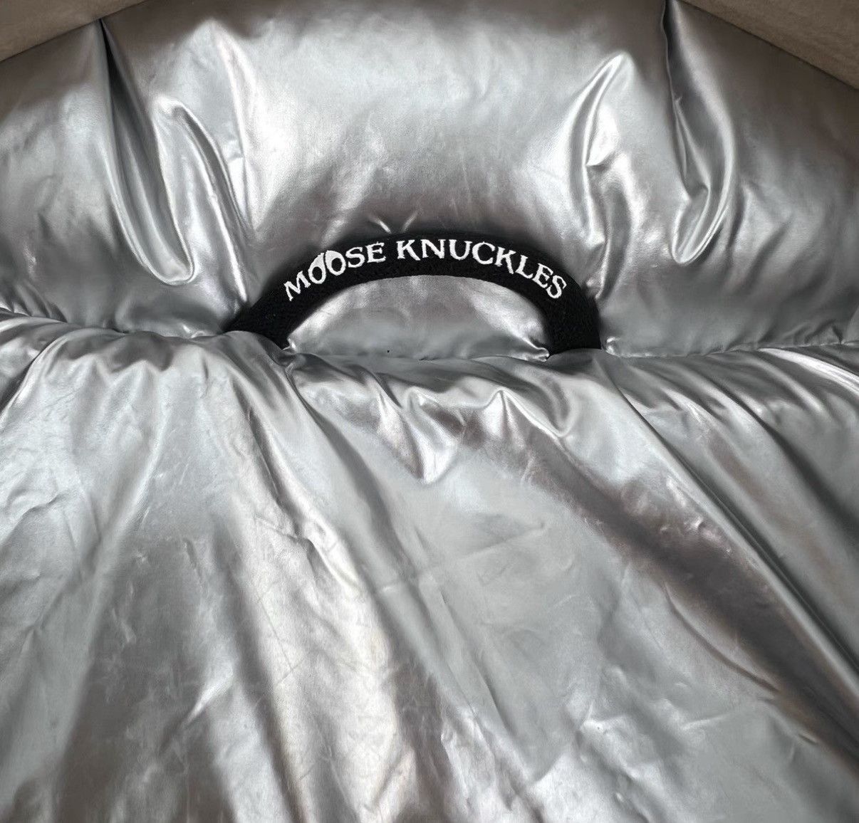 Moose Knuckles Moose Knuckles Silver Velcro Logo Short Down Jacket K12 Size US M / EU 48-50 / 2 - 2 Thumbnail