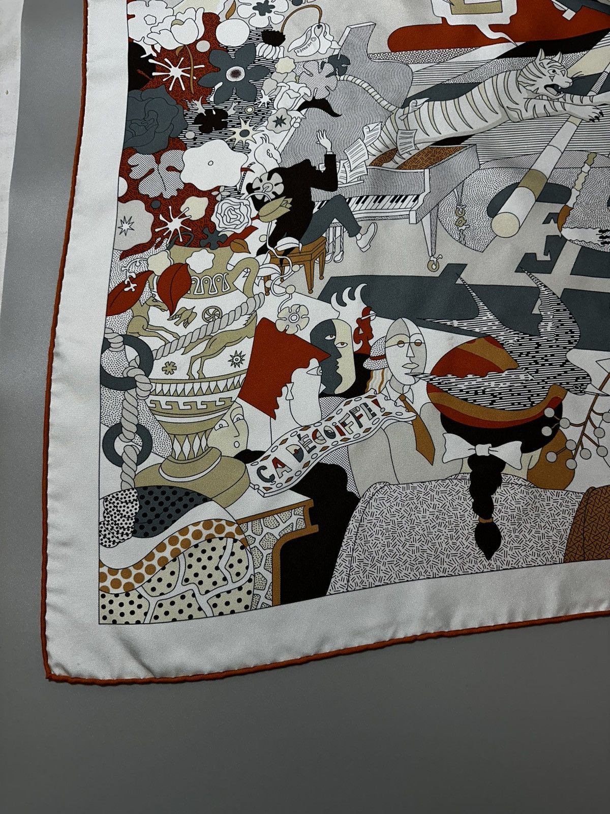 Hermes Authentic HERMES ScarfCarre 90 CA DECOIFFE 100% Silk Japan Size ONE SIZE - 5 Thumbnail