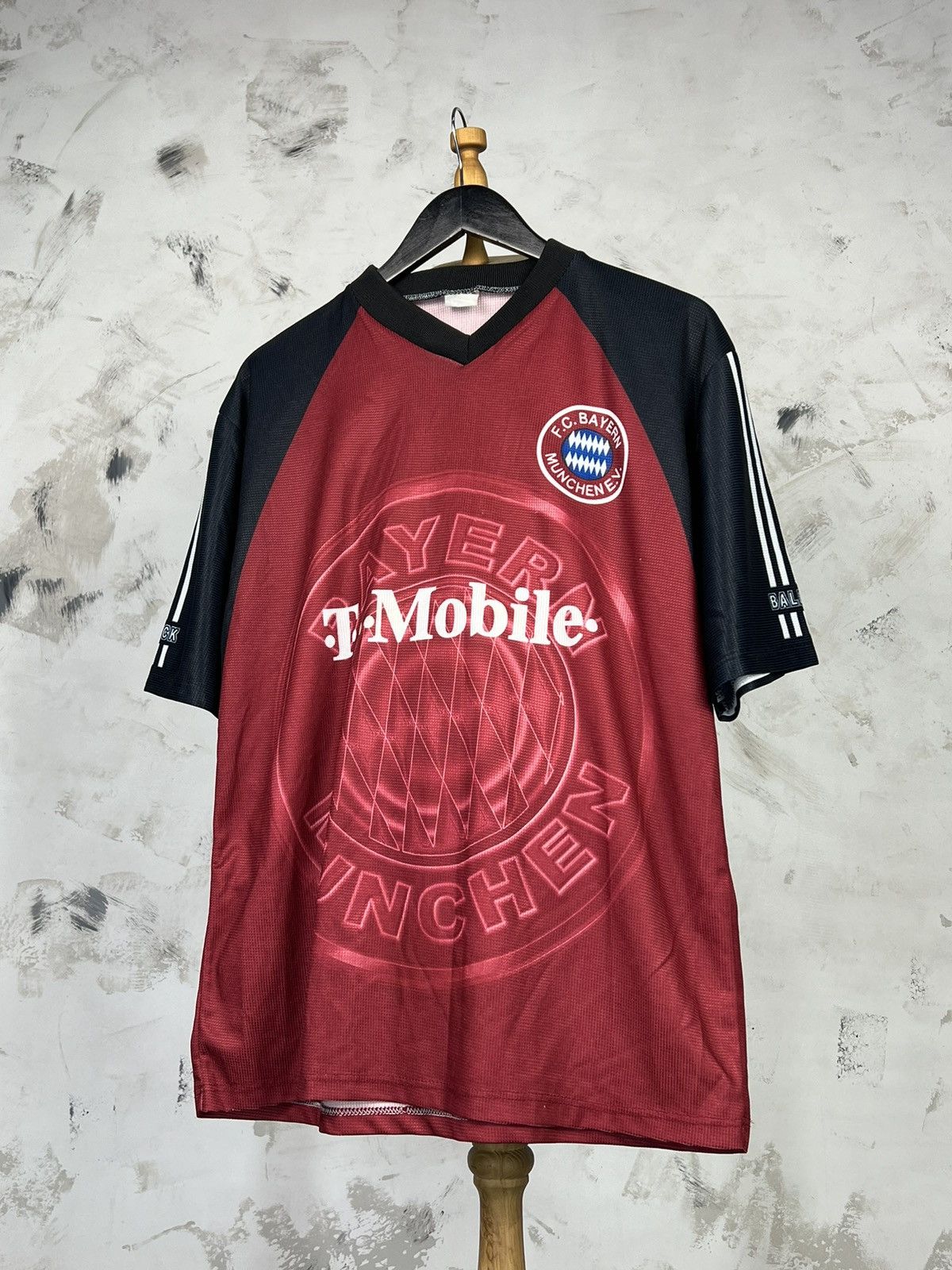 Vintage Vintage FC Bayern Munchen Ballack Fan Jersey Size L Size US L / EU 52-54 / 3 - 1 Thumbnail