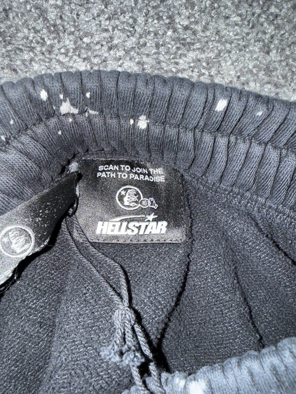 HELLSTAR 🔥Hellstar Graffiti / “Patches” Rare Shorts sz Small🔥 Size US 31 - 7 Thumbnail