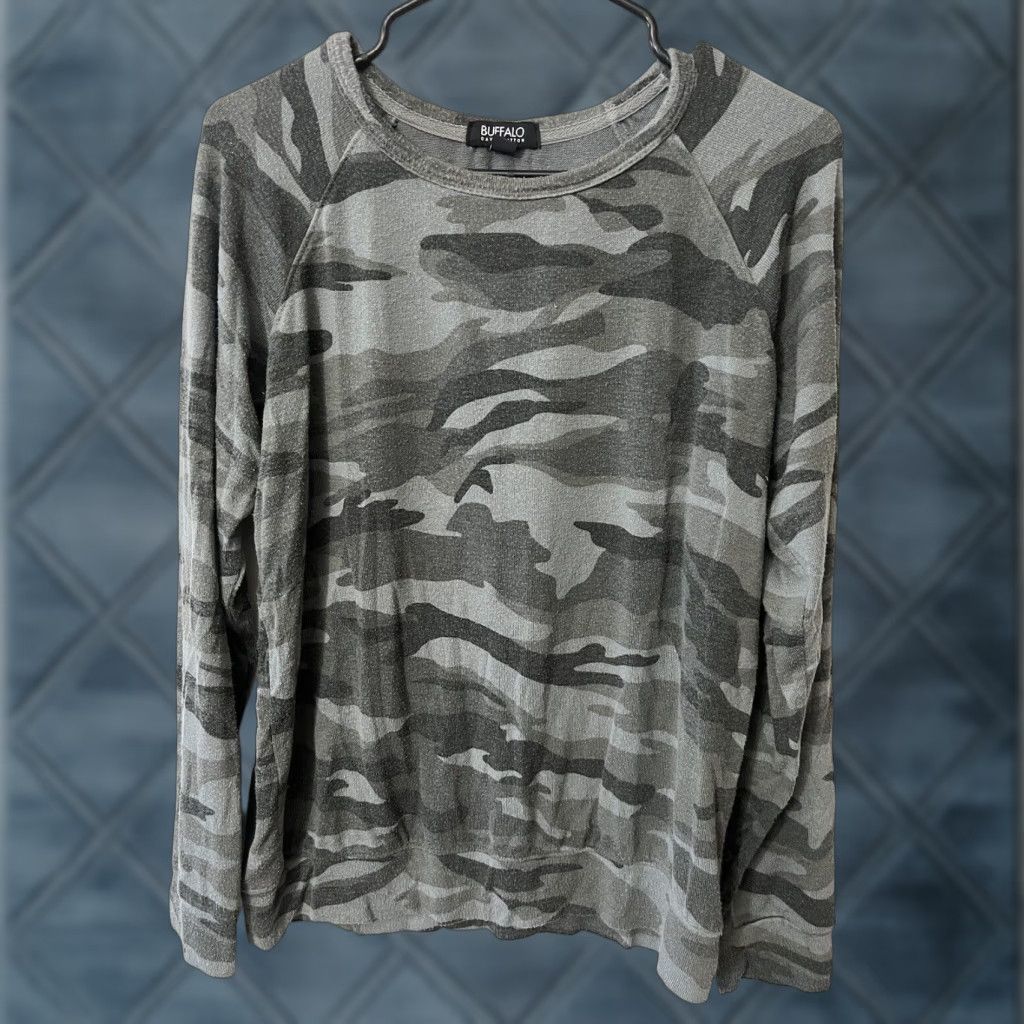 Buffalo David Bitton Buffalo by David Bitton Shirt Women Camo Gray Long Sleeve Crew Neck Pullover S Small All Seasons Size S / US 4 / IT 40 - 1 Thumbnail