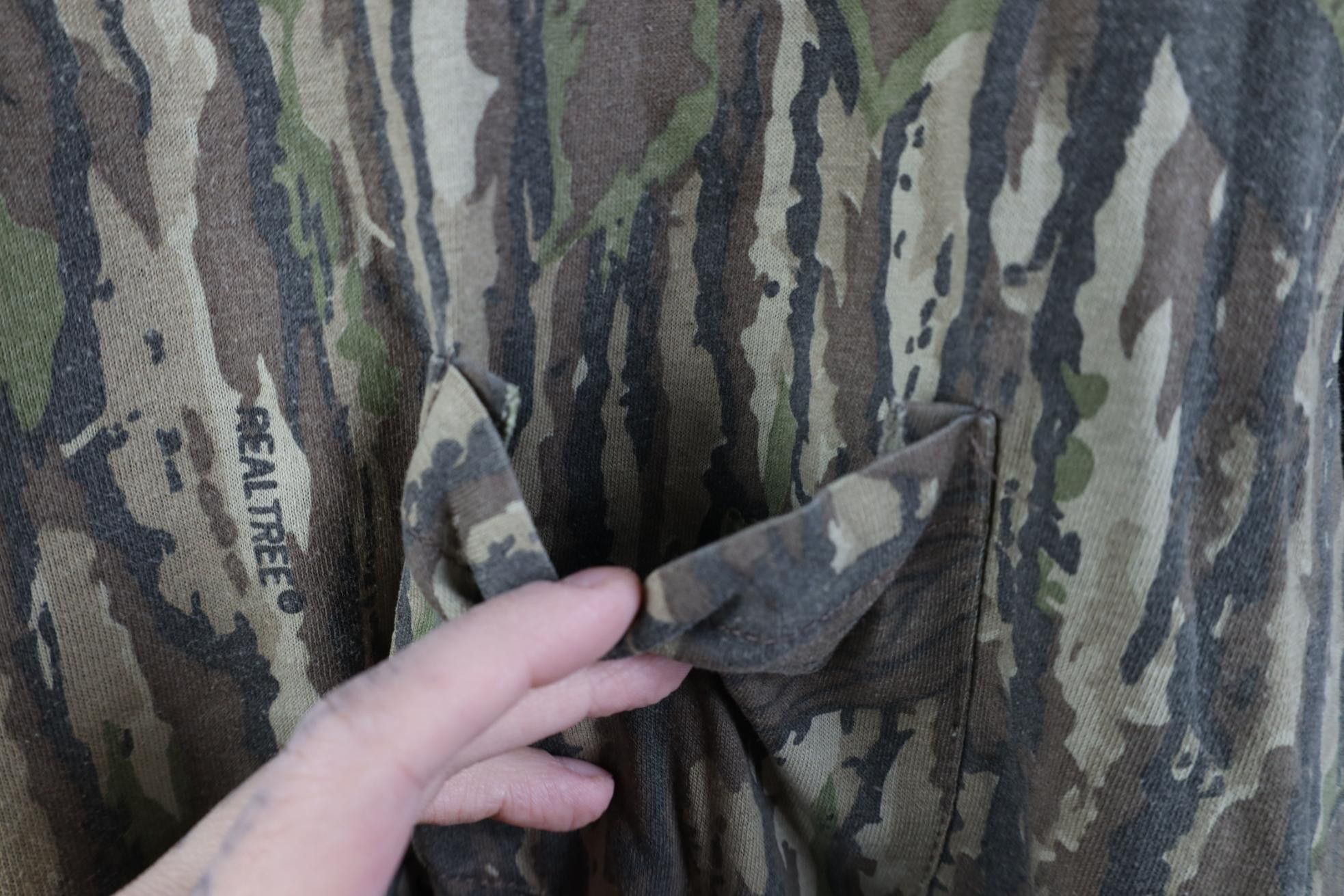 Vintage Vintage 80s 90s Streetwear Camouflage Long Sleeve T-Shirt Size US XL / EU 56 / 4 - 4 Thumbnail